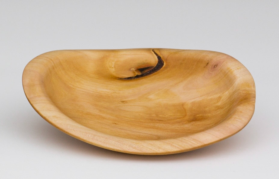 Plum Bowl - Diameter: 4 1/4 inches, Height: 3/4 inches (F96)