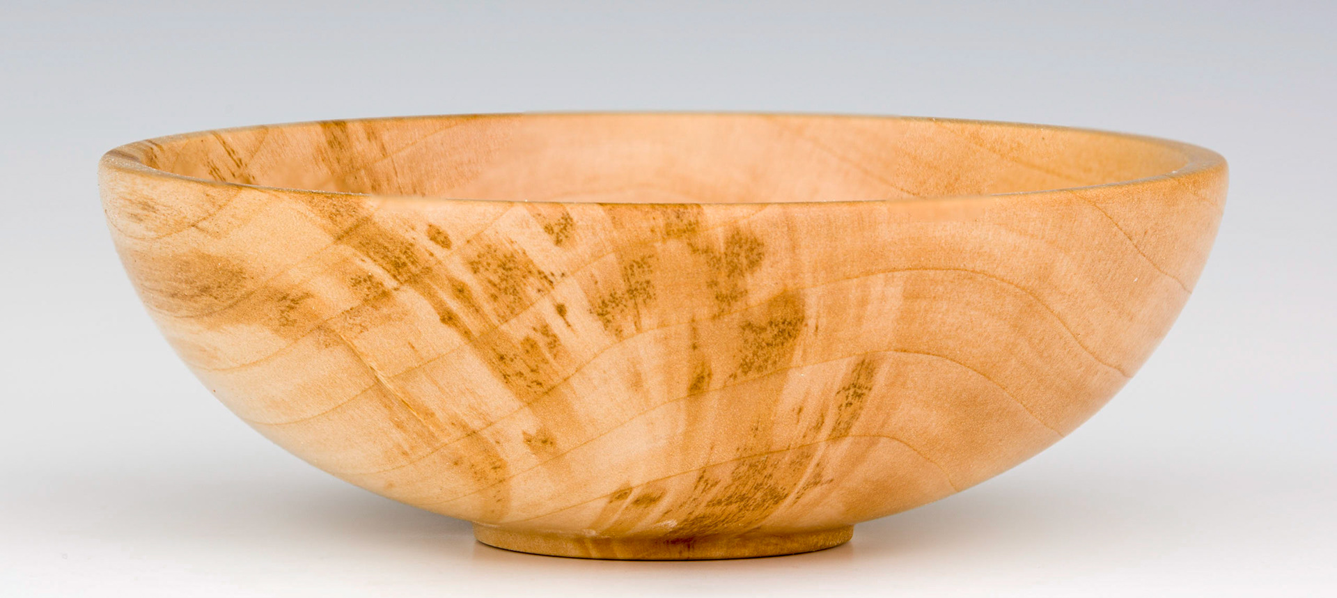 Pussy Willow Bowl - Diameter: 5 5/8 inches, Height: 1 7/8 inches (B23)