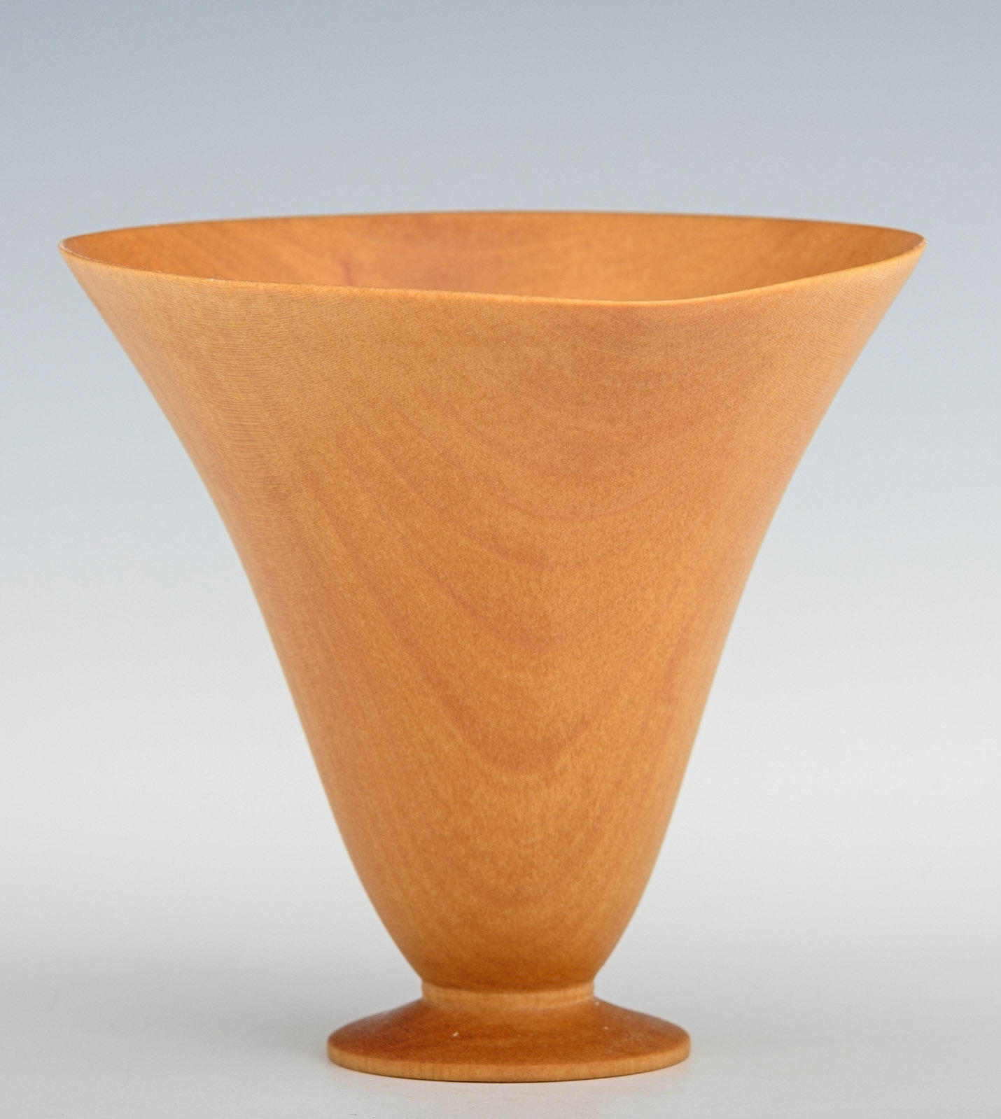 Cherry Vessel - Diameter: 4 3/8 inches, Height: 3 7/8 inches (D130)