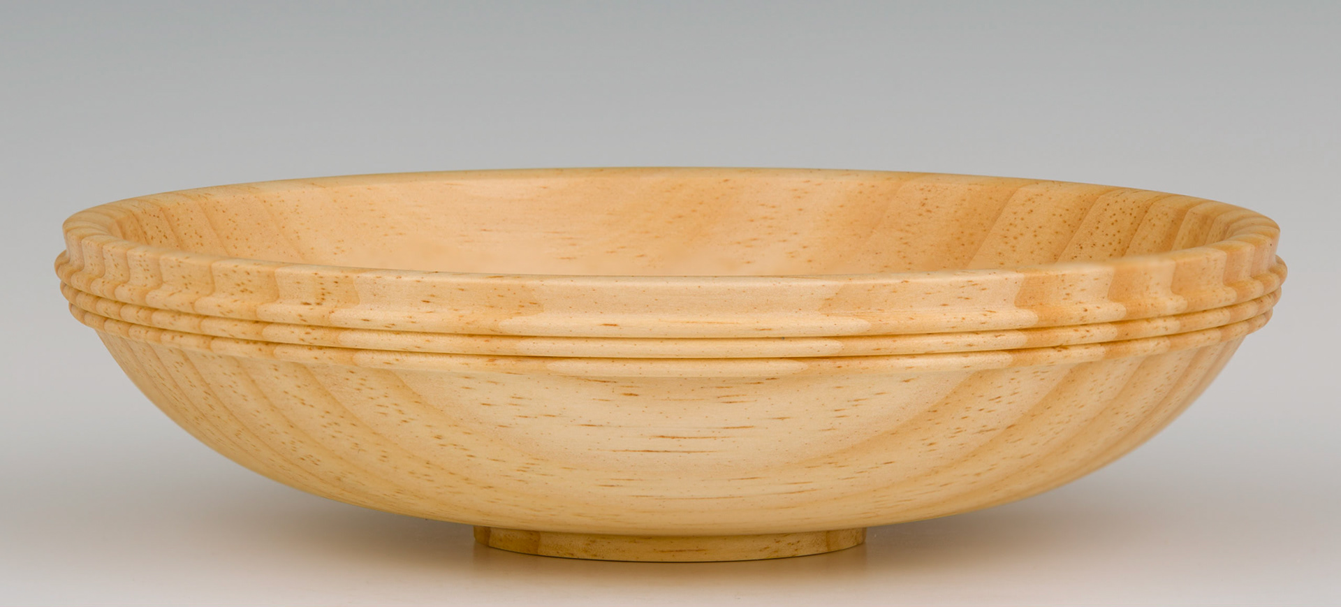 Pine Bowl - Diameter: 7 5/8 inches, Height: 2 inches (G50)