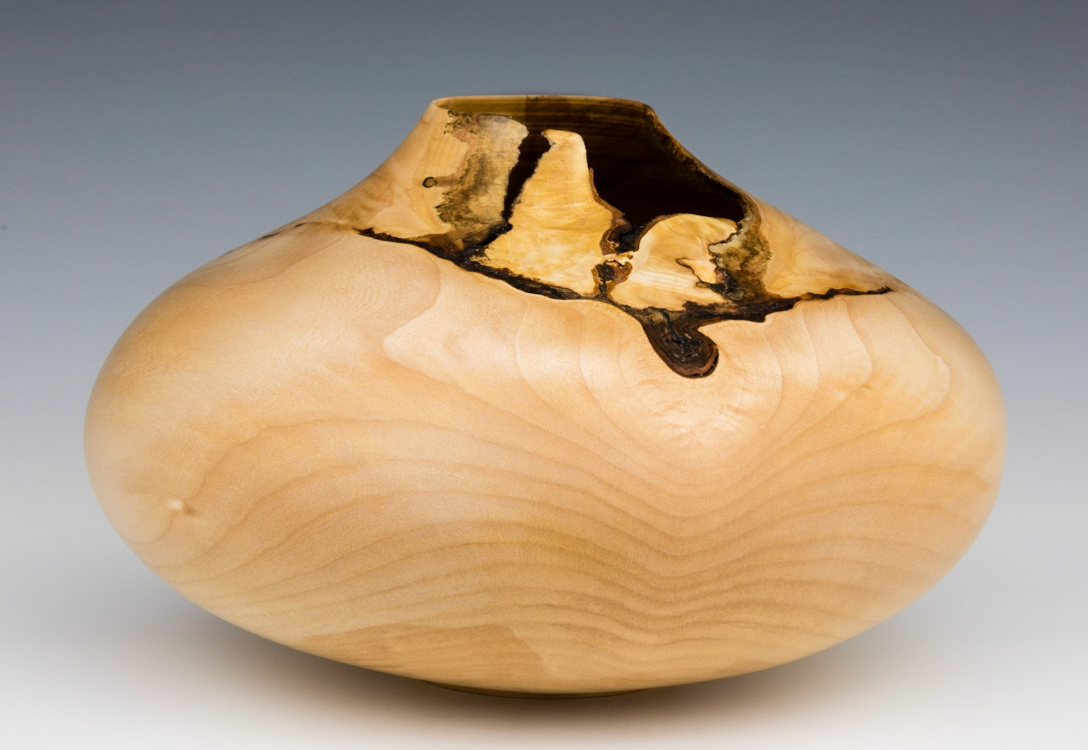 Maple Hollow Form - Diameter: 9 1/2 inches, Height: 5 7/8 inches (D13)