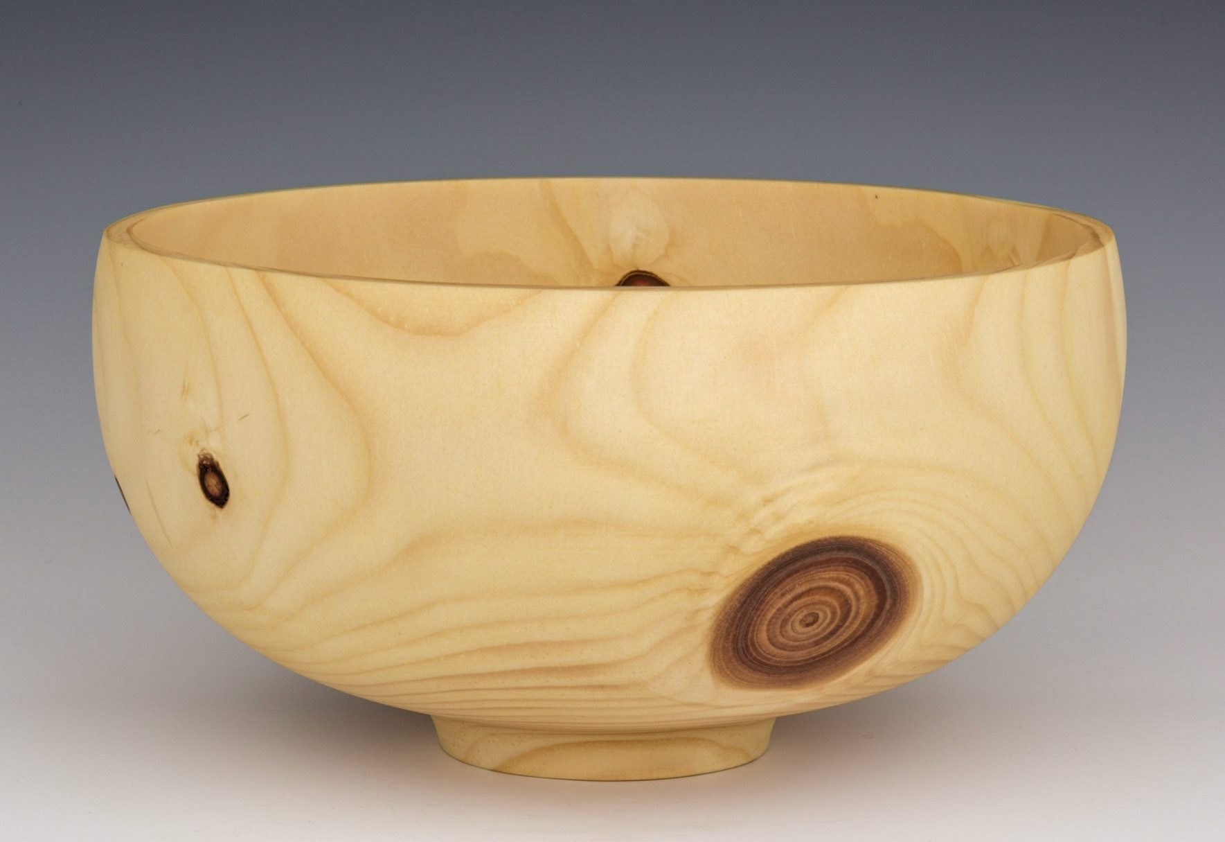 Pine Bowl - Diameter: 9 inches, Height: 4 5/8 inches (G13)