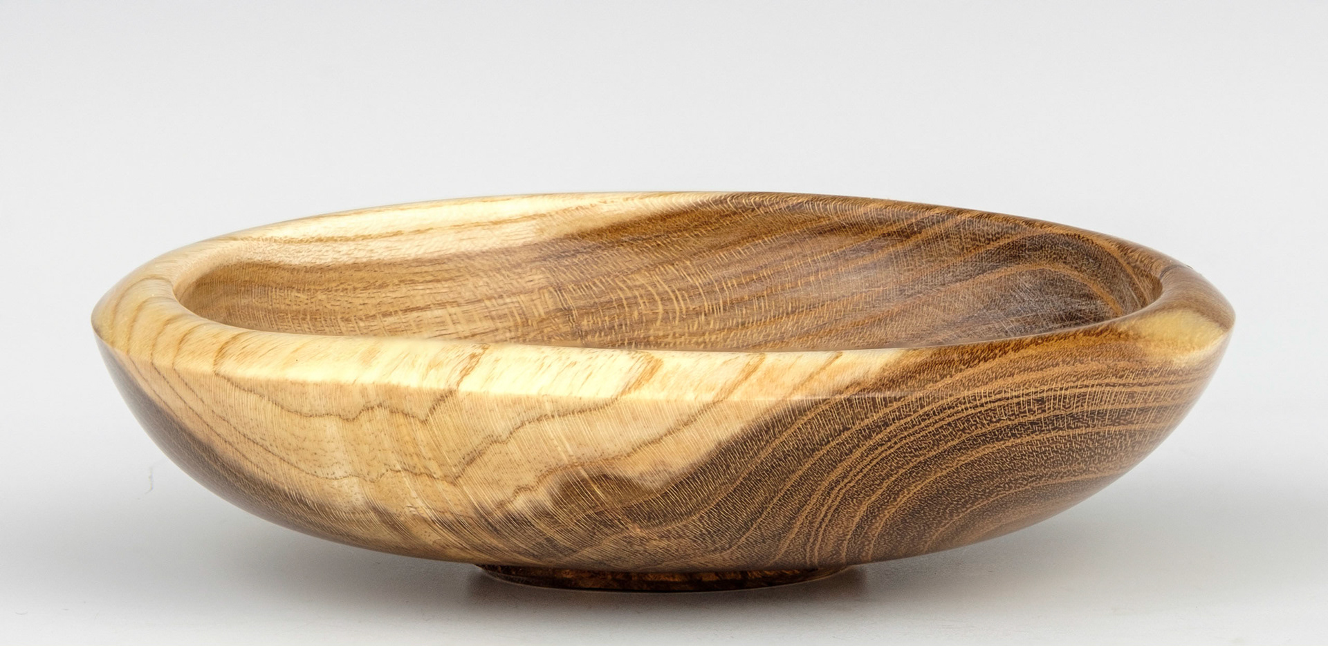 Laburnum Bowl - Diameter: 3 7/8 inches, Height: 1 1/8 inches (B107)