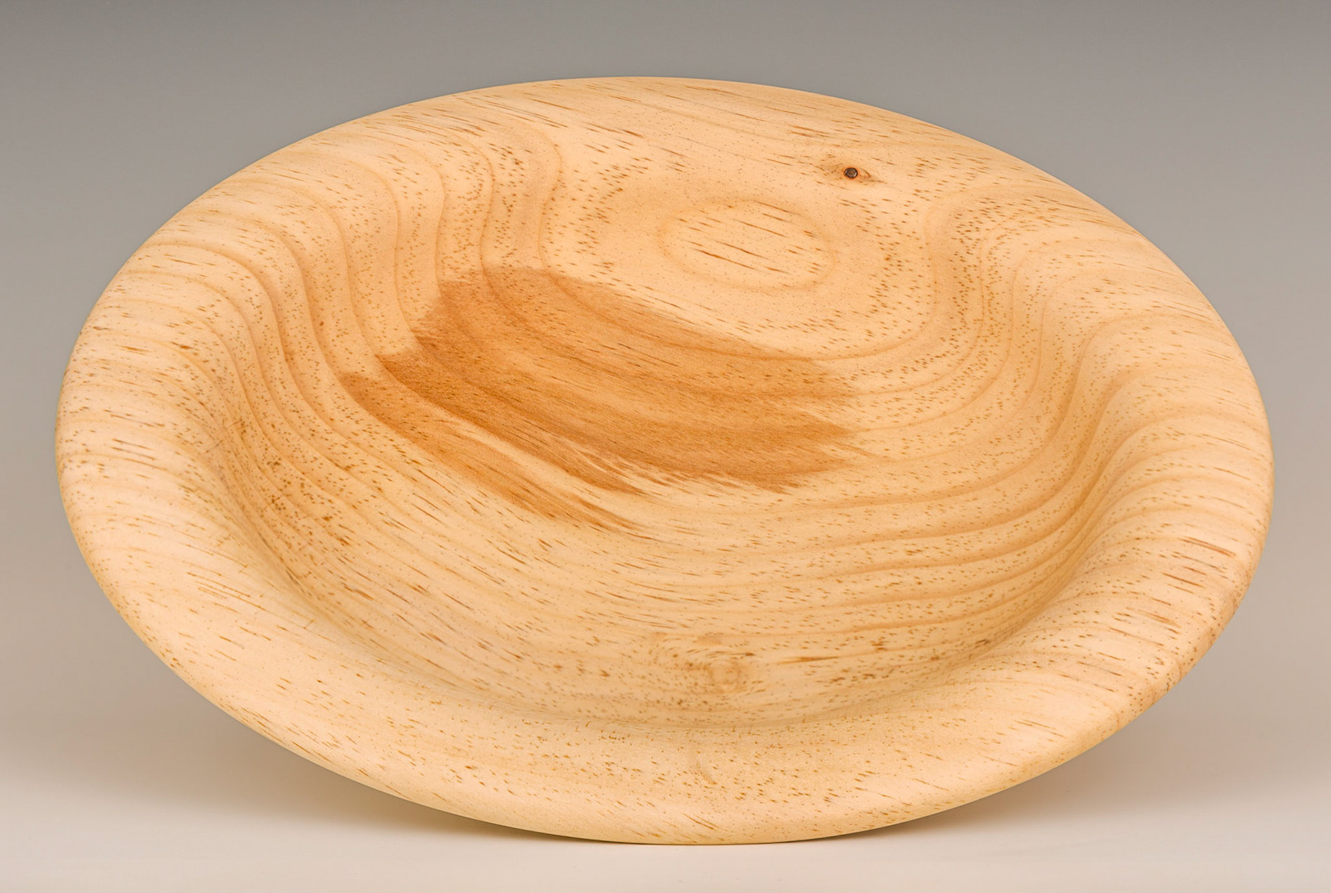 Pine Bowl - Diameter: 11 3/4 inches, Height: 2 inches (G67)