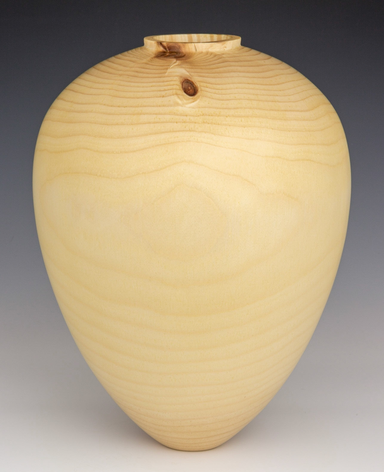 Pine Hollow Form - Diameter: 7 7/8 inches, Height: 10 1/2 inches (G23)