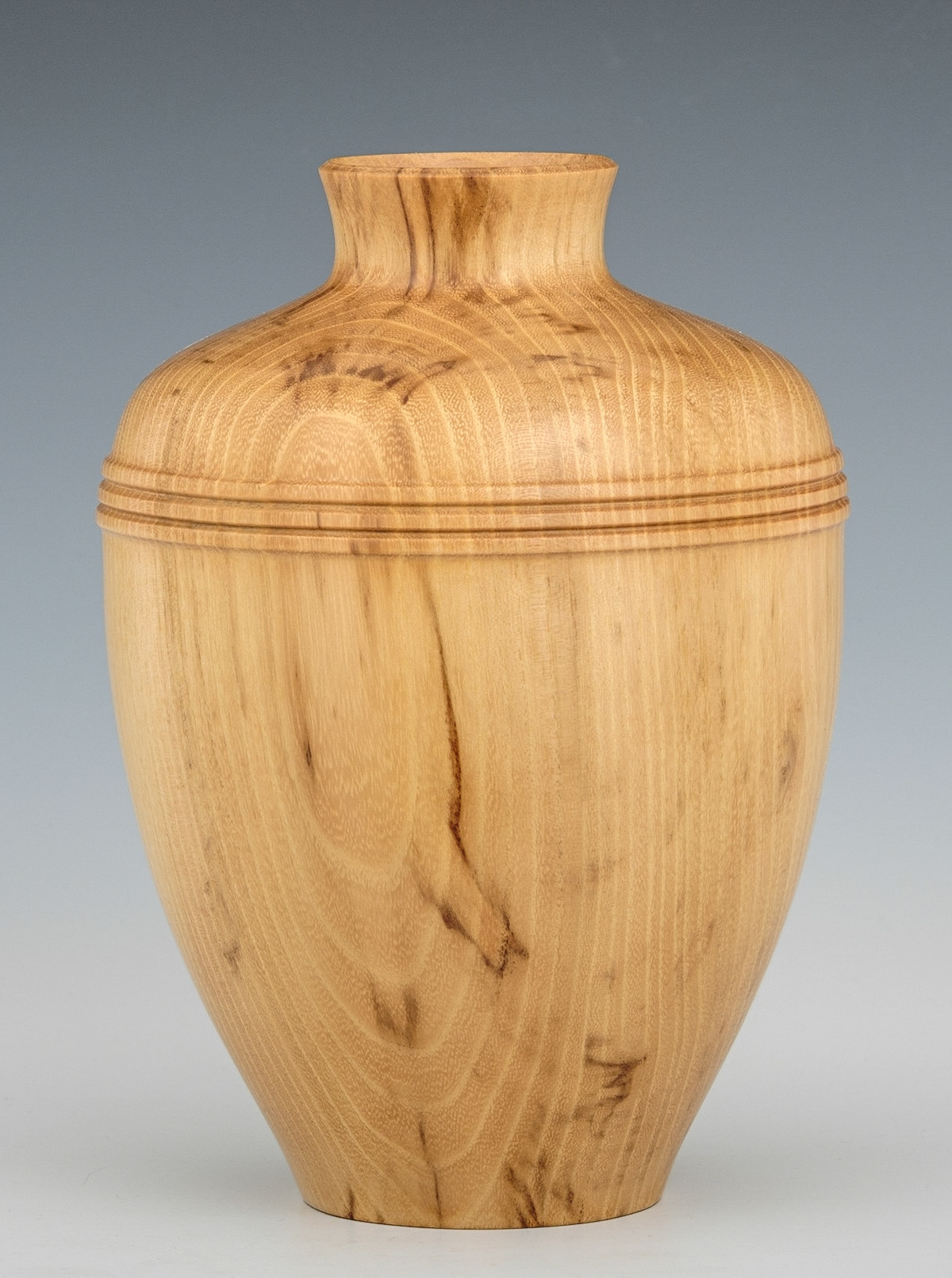 Black Locust Hollow Form - Diameter: 6 1/8 inches, Height: 8 3/4 inches (D100)