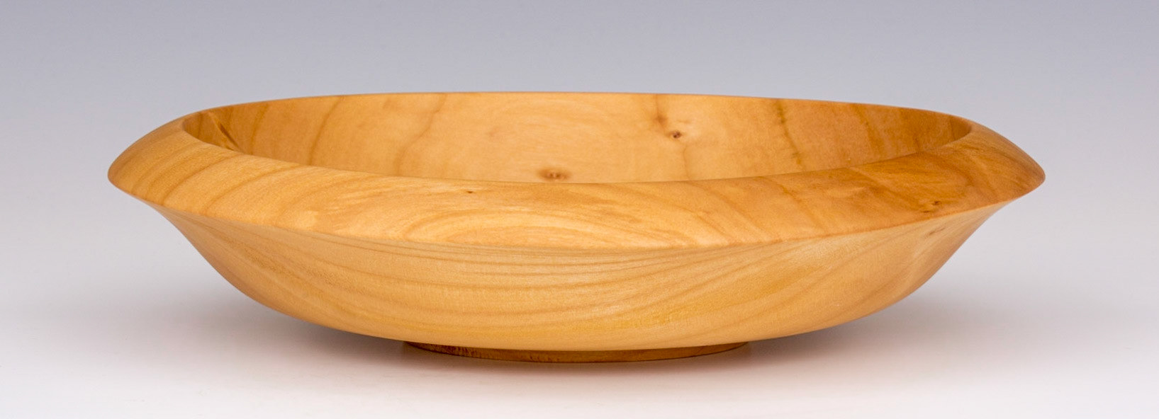 Willow Bowl - Diameter: 8 1/2 inches, Height: 1 7/8 inches (C63)