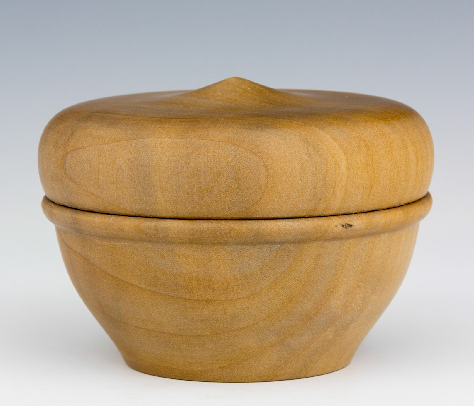 Madrone Lidded Box - Diameter: 3 1/2 inches, Height: 2 5/8 inches (E1)