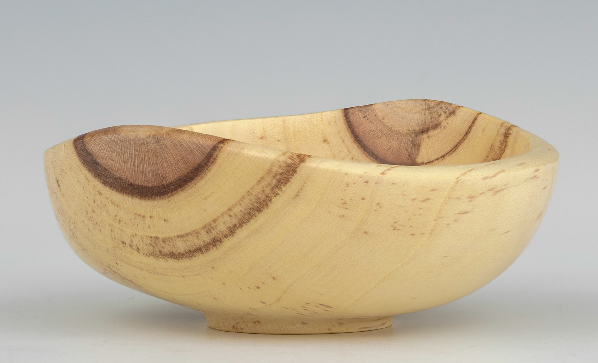 Autumn Olive Bowl - Diameter: 4 1/4 Inches, Height: 1 1/2 inches (D64)