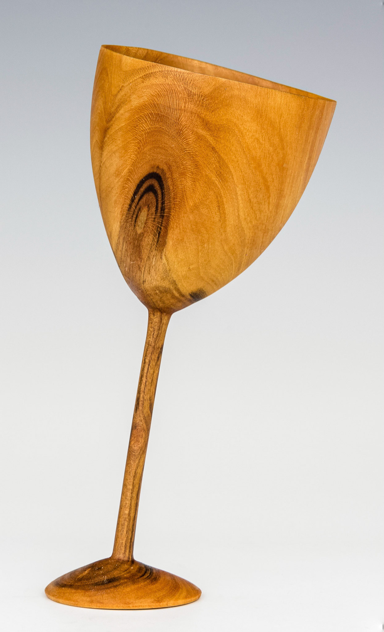 Plum Goblet -= Diameter: 2 1/8 inches, Height: 4 3/4 inches (B68)