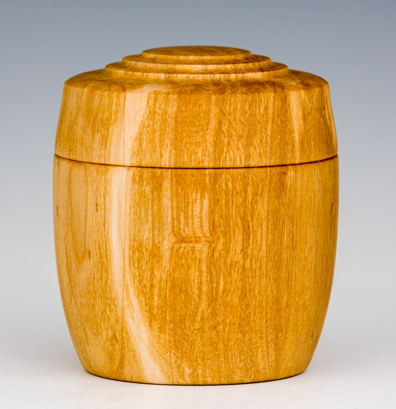 Pussy Willow Lidded Box - Diameter: 3 3/8 inches, Height: 3 7/8 inches  (B30)