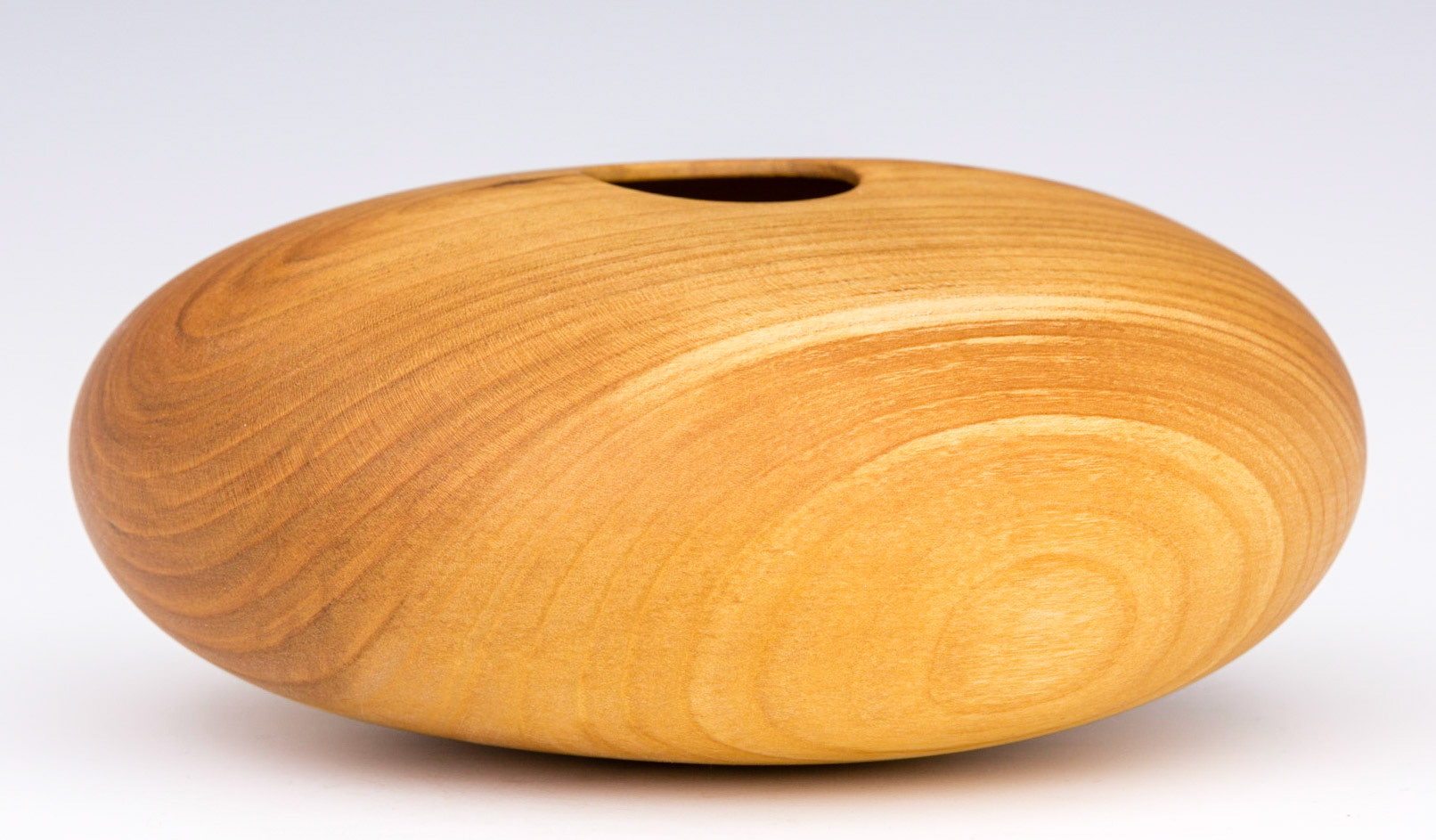Cherry Hollow Form - Diameter: 5 3/4 inches, Height: 2 1/2 inches (A78)