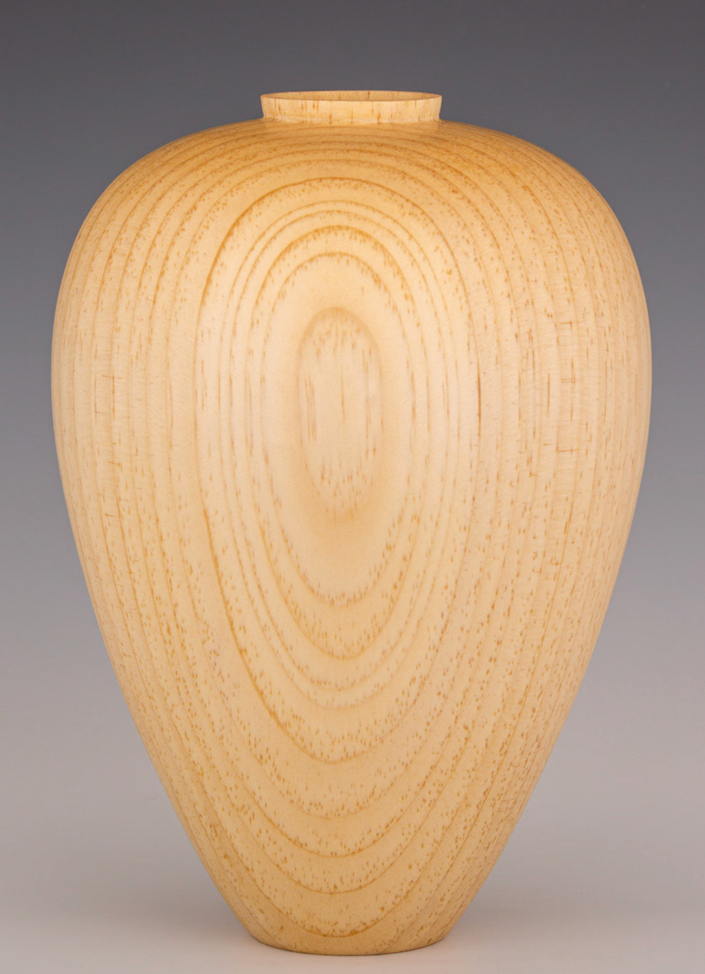 Pine Hollow Form - Diameter: 6 1/4 inches, Height: 9 inches (G43)