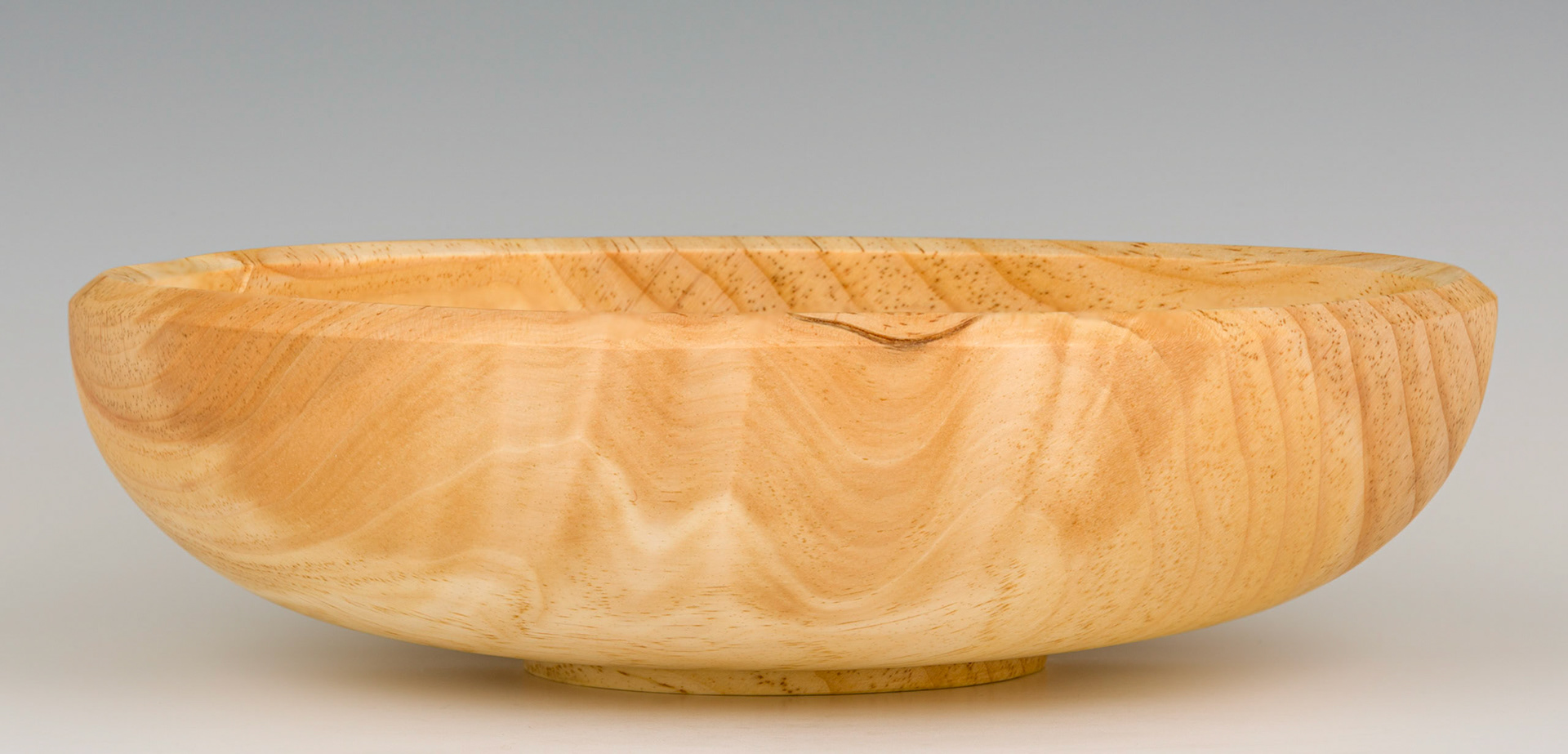 Pine Bowl - Diameter: 10 inches, Height: 2 3/4 inches (G60)