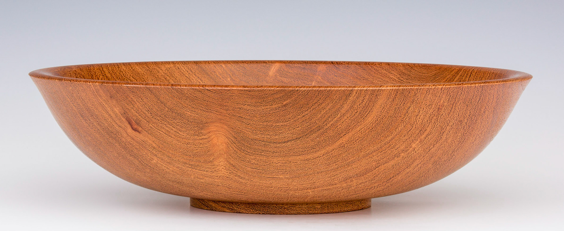 Bowl - Diameter: 9 15/16 inches, Height: 2 5/8 inches (B65)