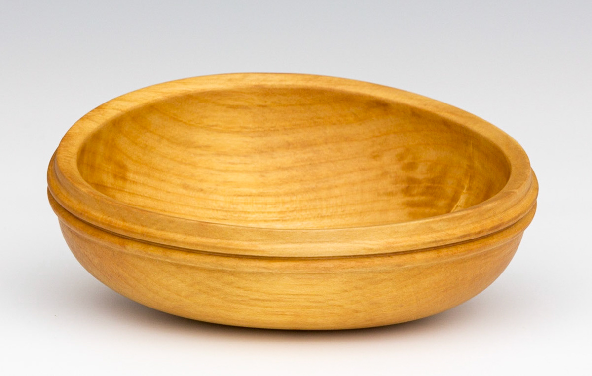 Plum Bowl - Diameter: 5 inches, Height: 1 1/2 inches (F113)