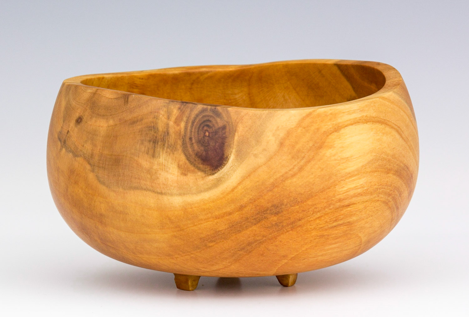 Plum Three-Legged Bowl - Diameter: 4 3/4 inches, Height: 2 5/8 inches (F122)