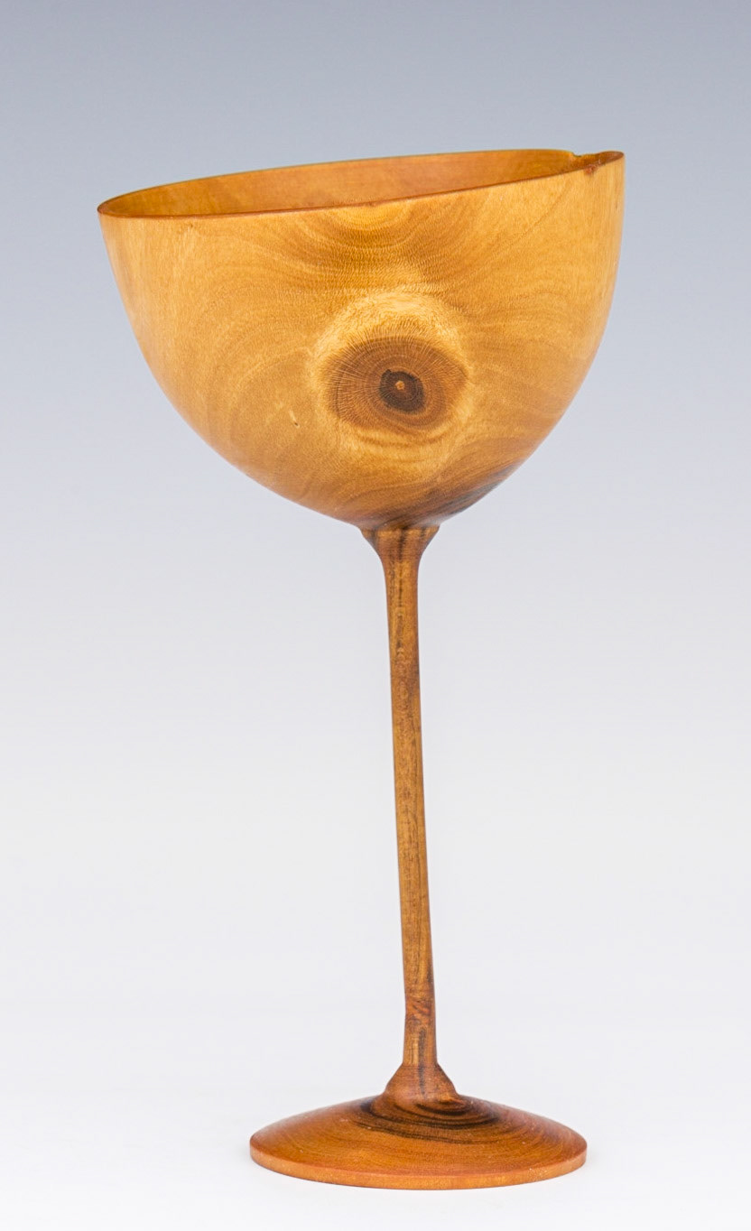 Plum Goblet - Diameter: 2 3/4 inches, Height: 5 3/8 inches (B71)