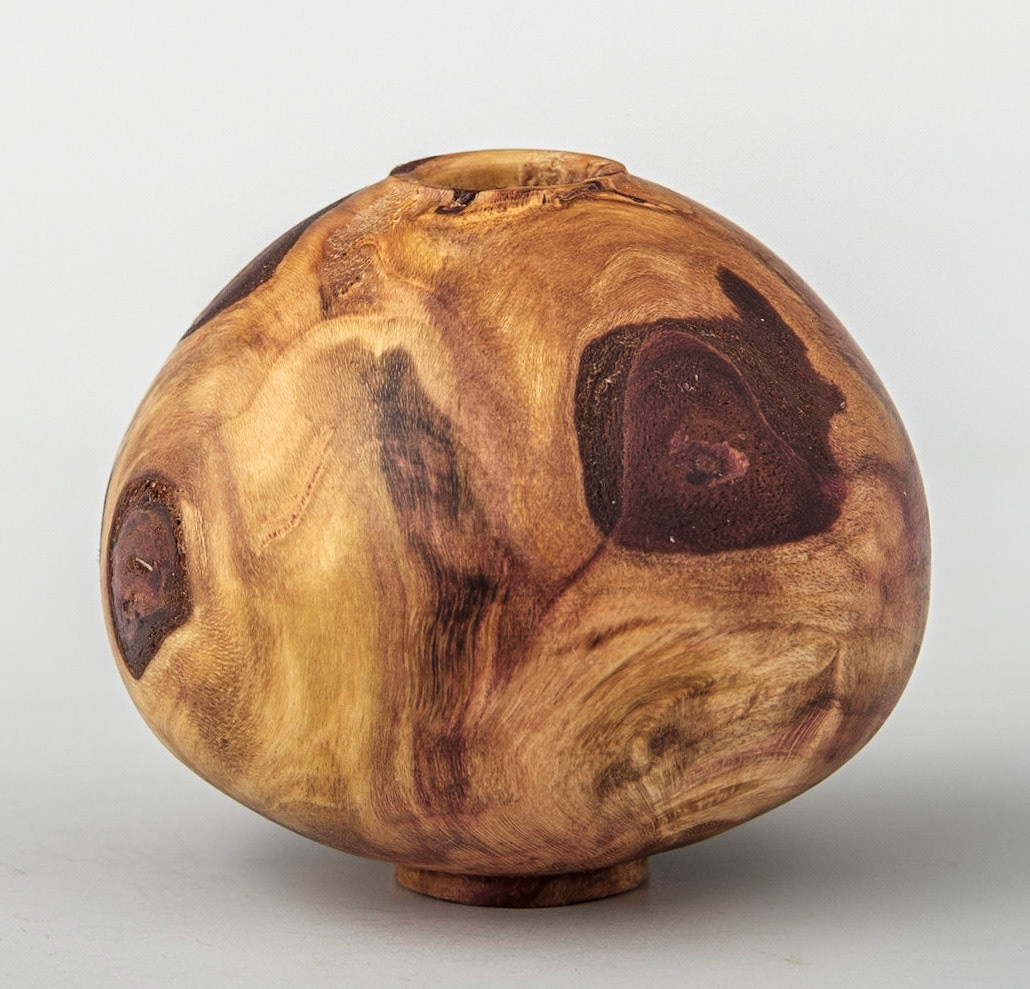 Plum Vessel - Diameter: 2 inches, Height: 1 1/2 inches (E122)