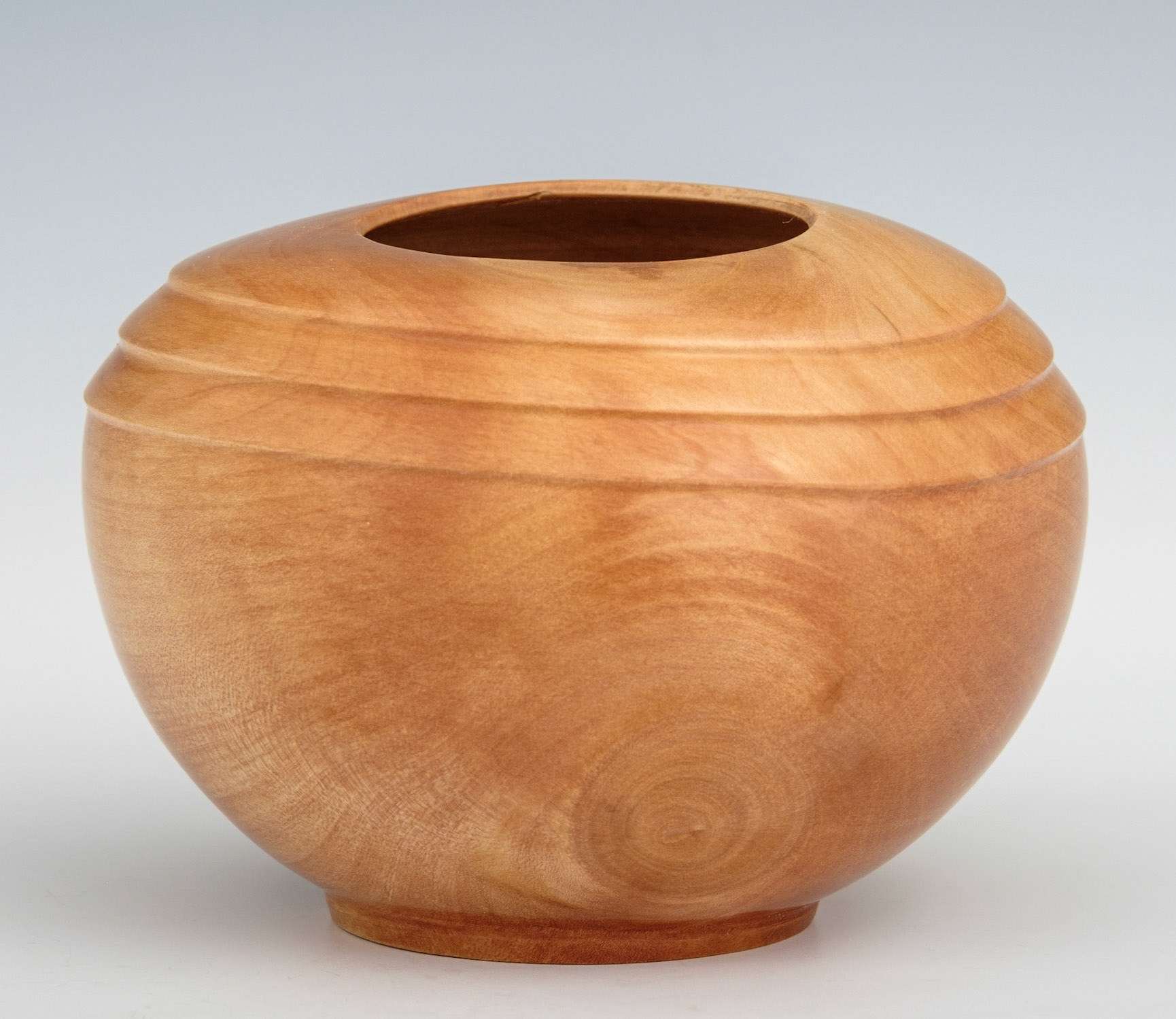 Madrone Hollow Form - Diameter: 5 inches, Height: 3 5/8 inches (F56)