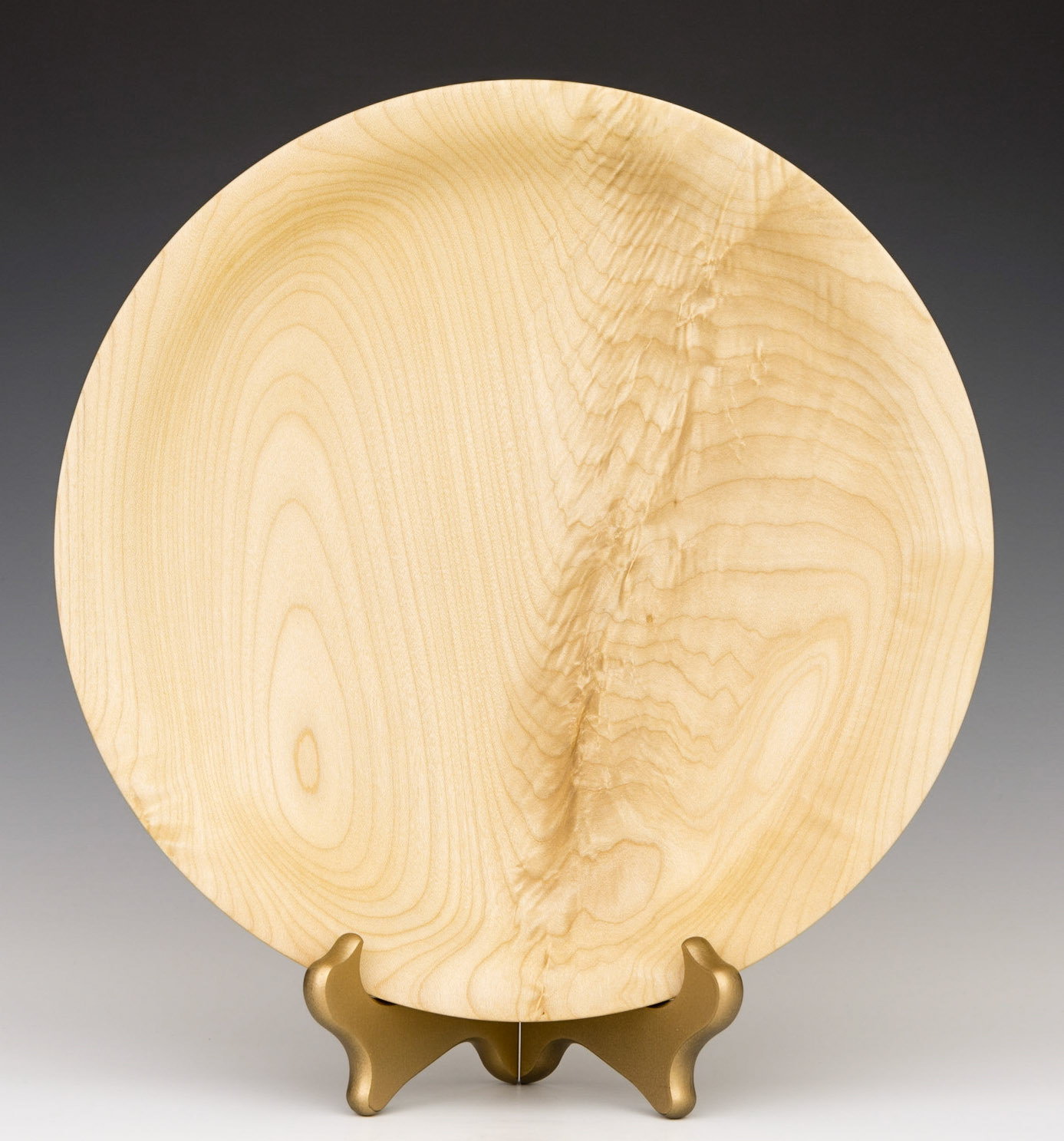 Maple Platter - Diameter: 10 1/2 inches, Height: 1 5/16 inches (D37)