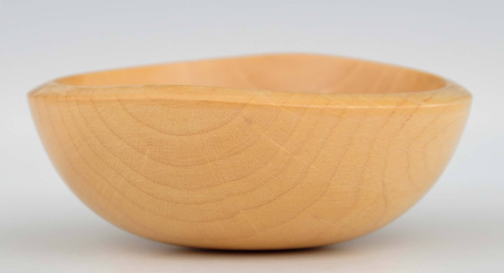 Hazel Round Bottom Bowl - Diameter: 3 9/16 Inches, Height: 1 1/4 inches (D84)