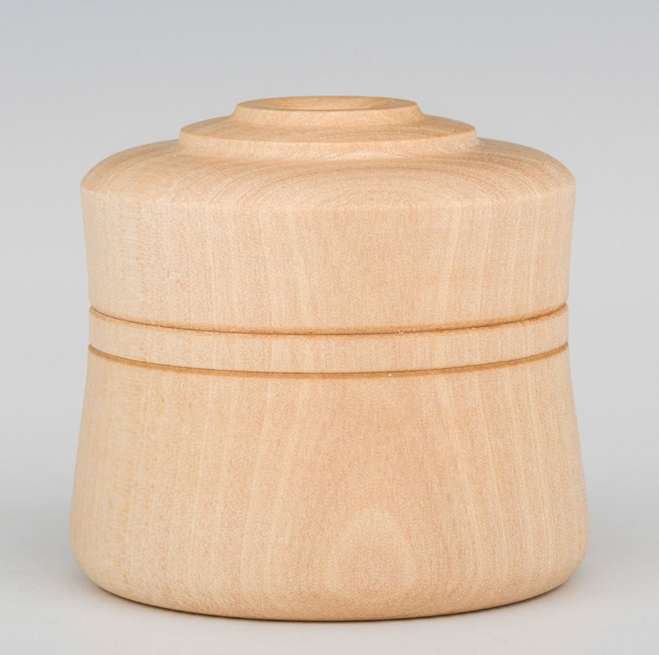 Madrone Lidded Box - Diameter:  2 3/8 inches, Height: 2 1/4 inches   (C100)