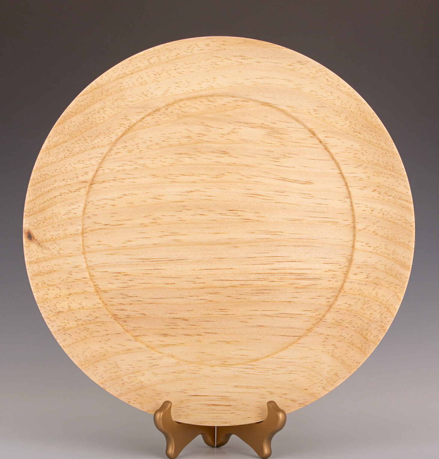 Pine Platter - Diameter: 13 5/8 inches, Height: 1 3/4 inches (G77)
