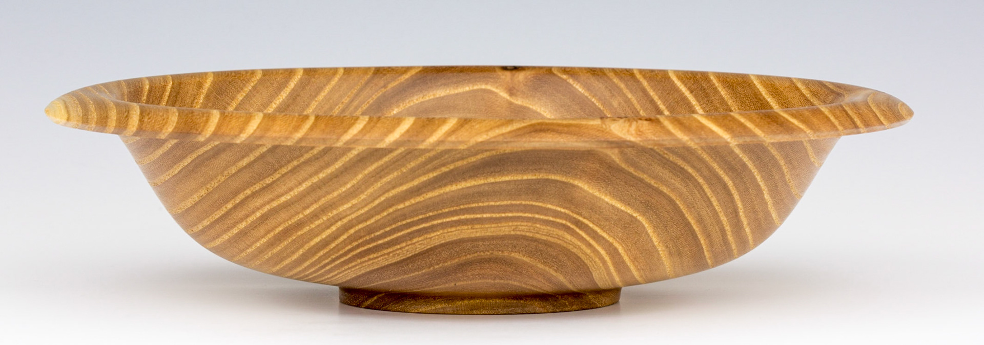 Elm Wide Rimmed Bowl - Diameter: 8 1/2 inches, Height: 2 1/16 inches (C26)