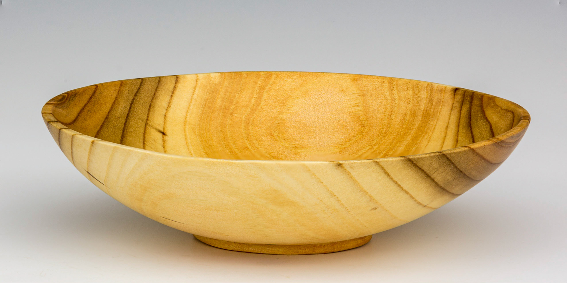 Almond Bowl - Diameter: 5 5/8 inches, Height: 1 1/2 inches (B1)