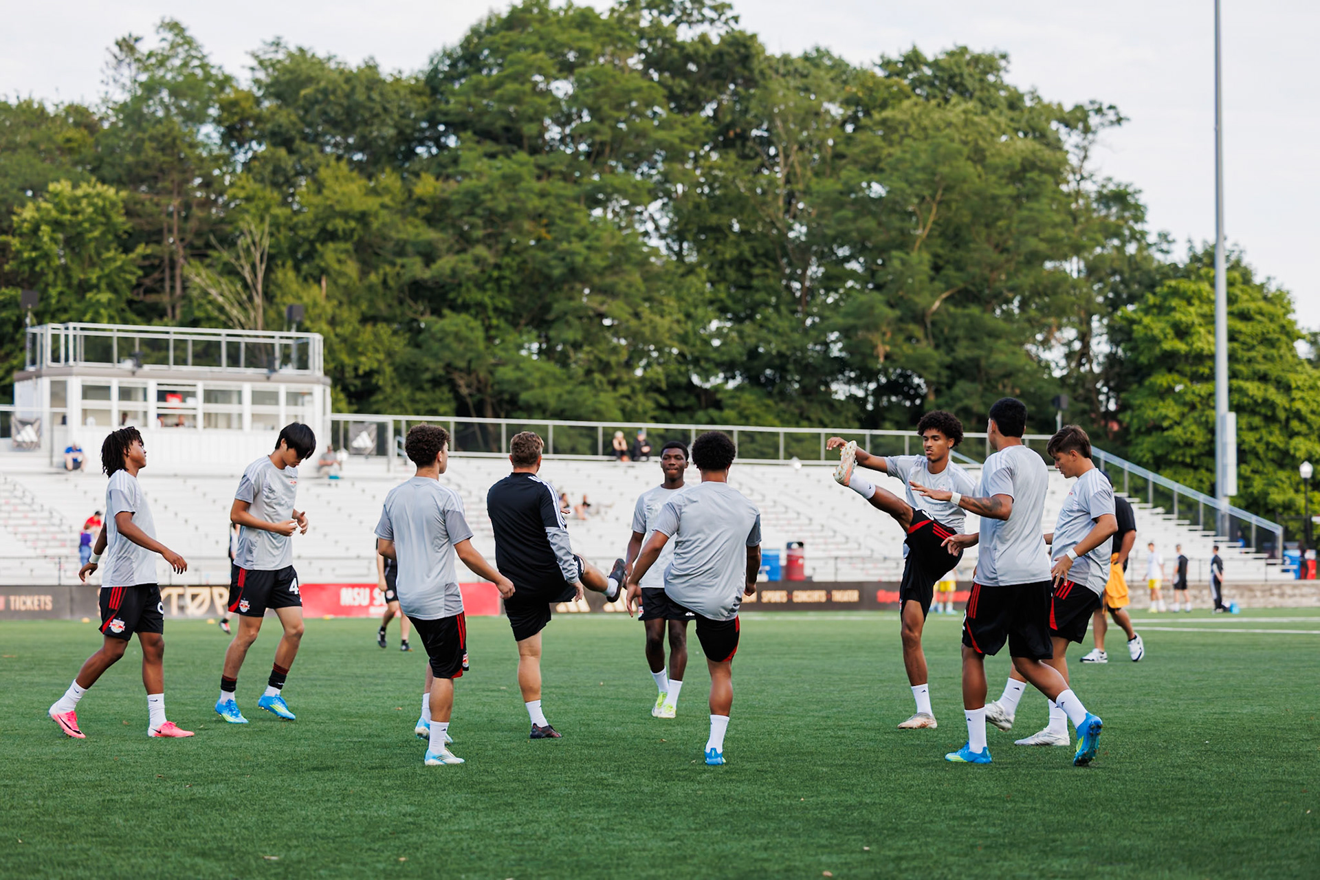 New York Red Bulls II warm up before the match.