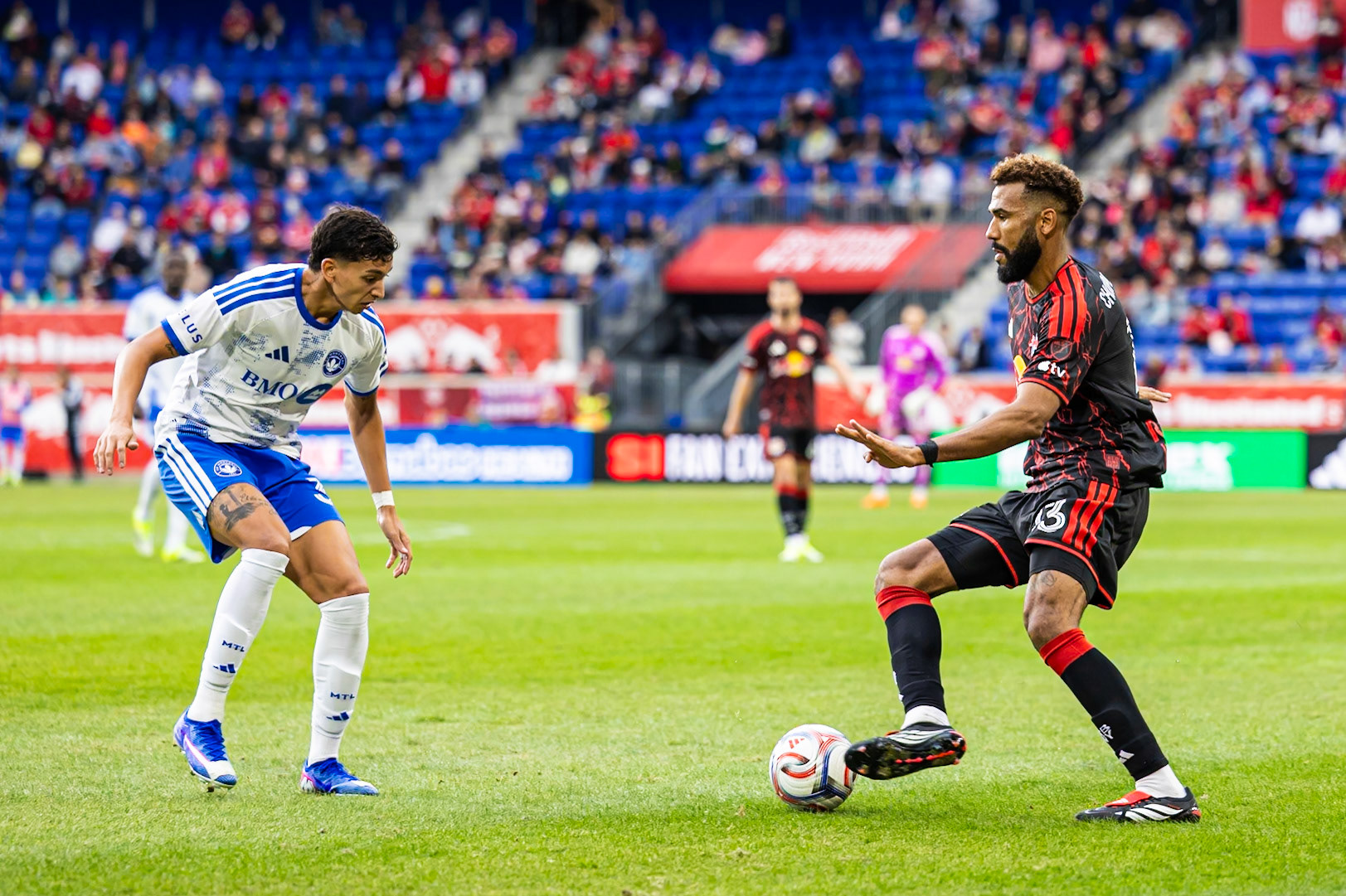 Eric Maxim Choupo-Moting — New York Red Bulls in possession of the ball