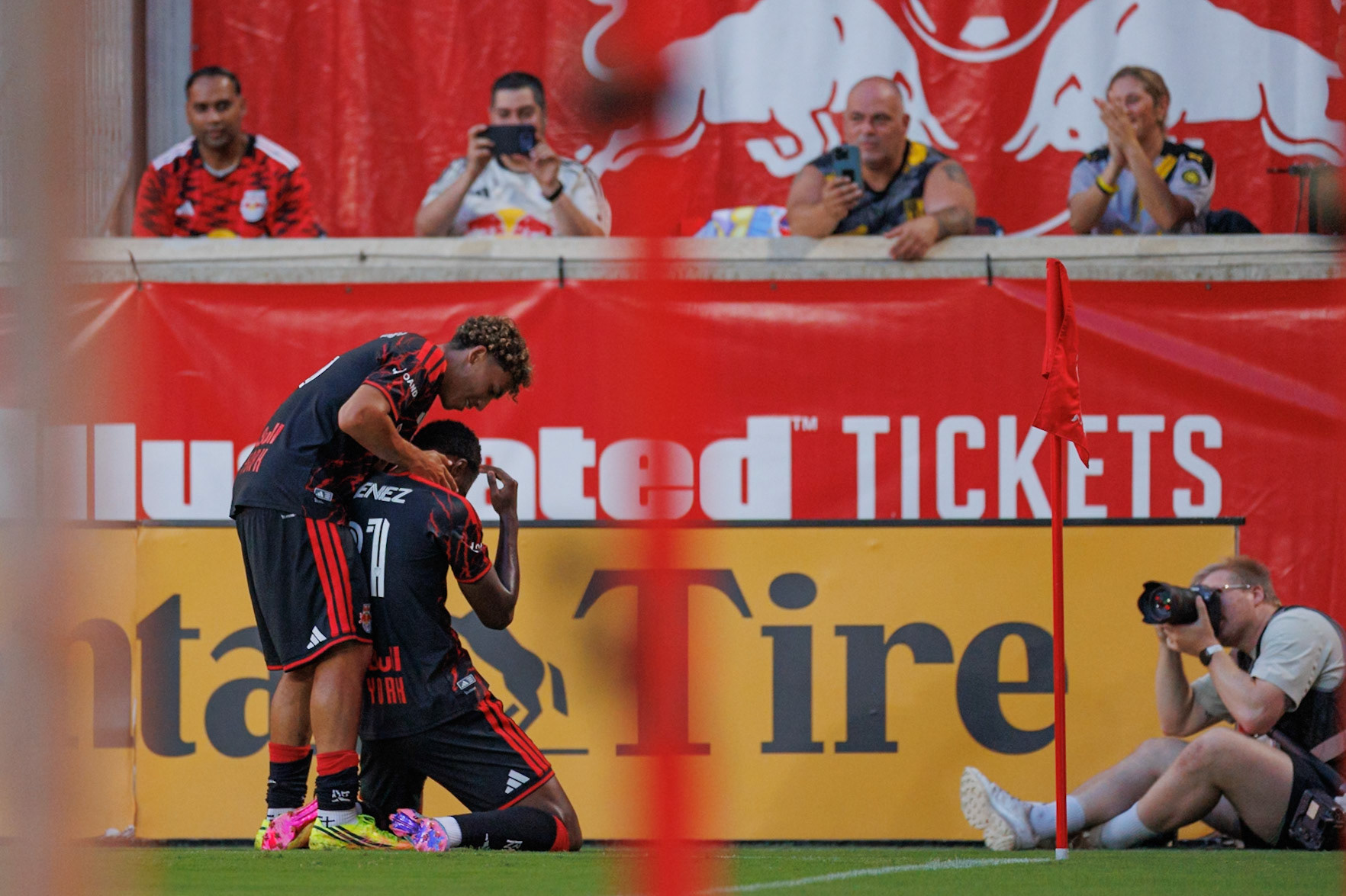 Omar Valencia celebrates after scoring for the New York Red Bulls.