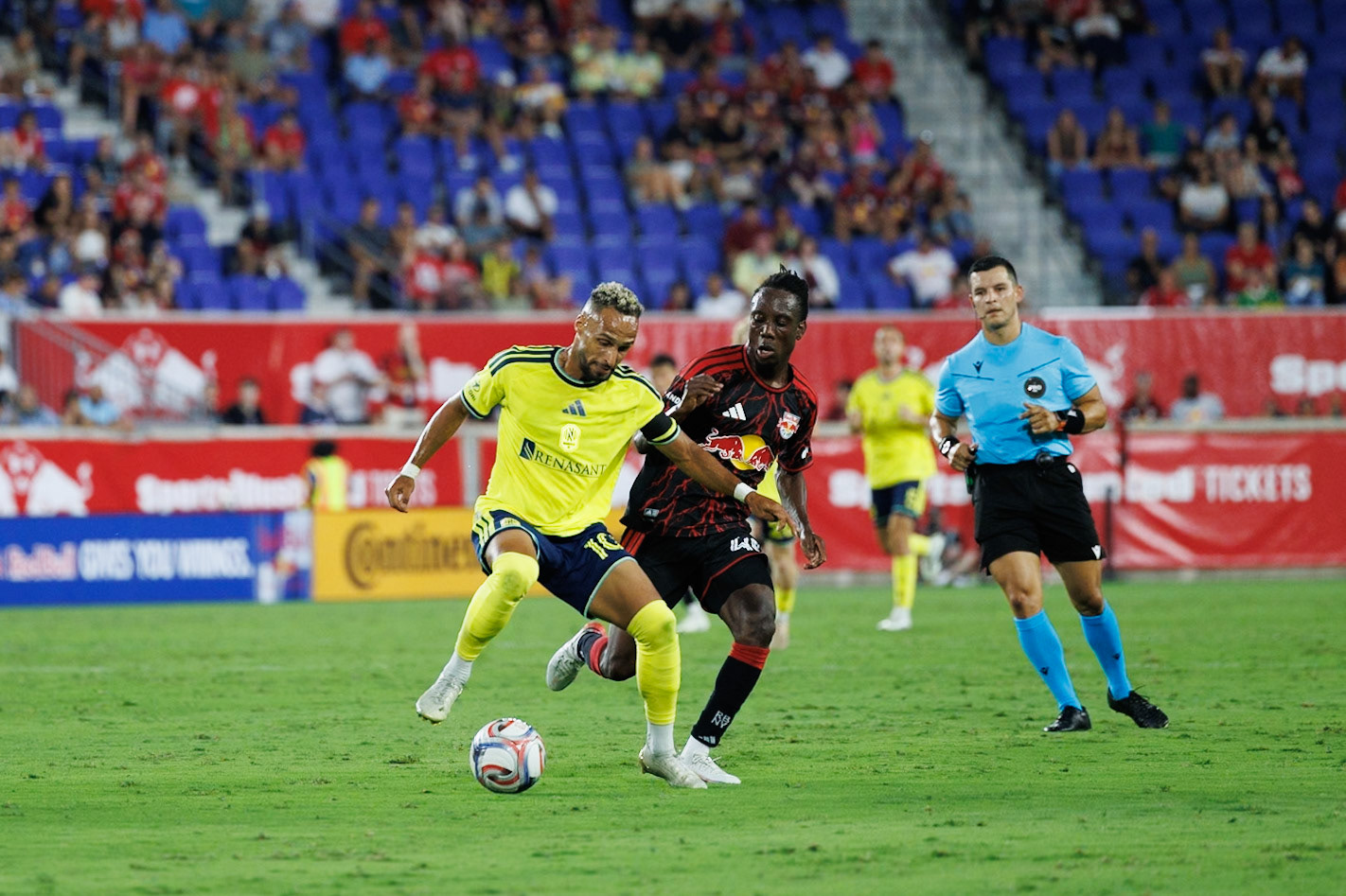 Hany Mukhtar — Nashville SC protects the ball