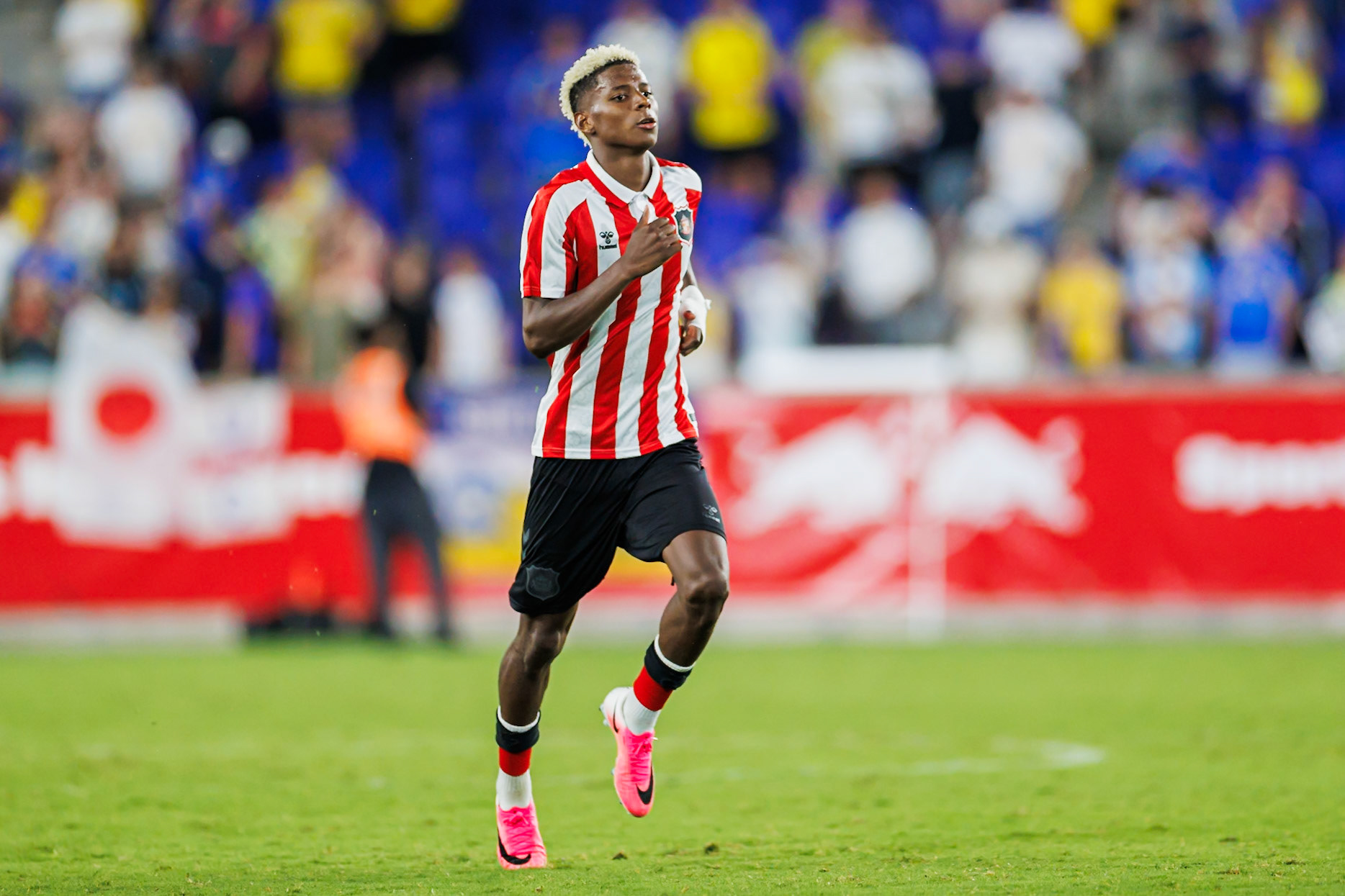 Nilson Angulo during Sunderland AFC match action.