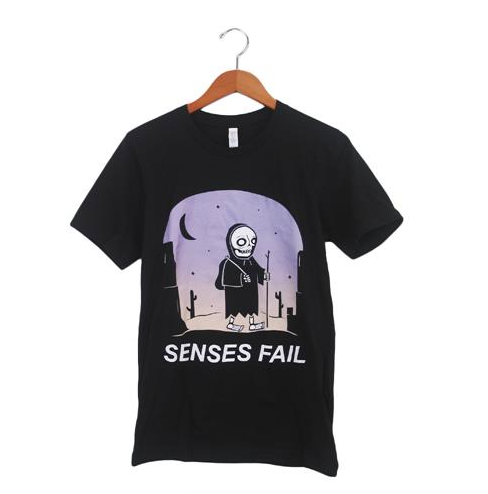 "Desert" design on short sleeve