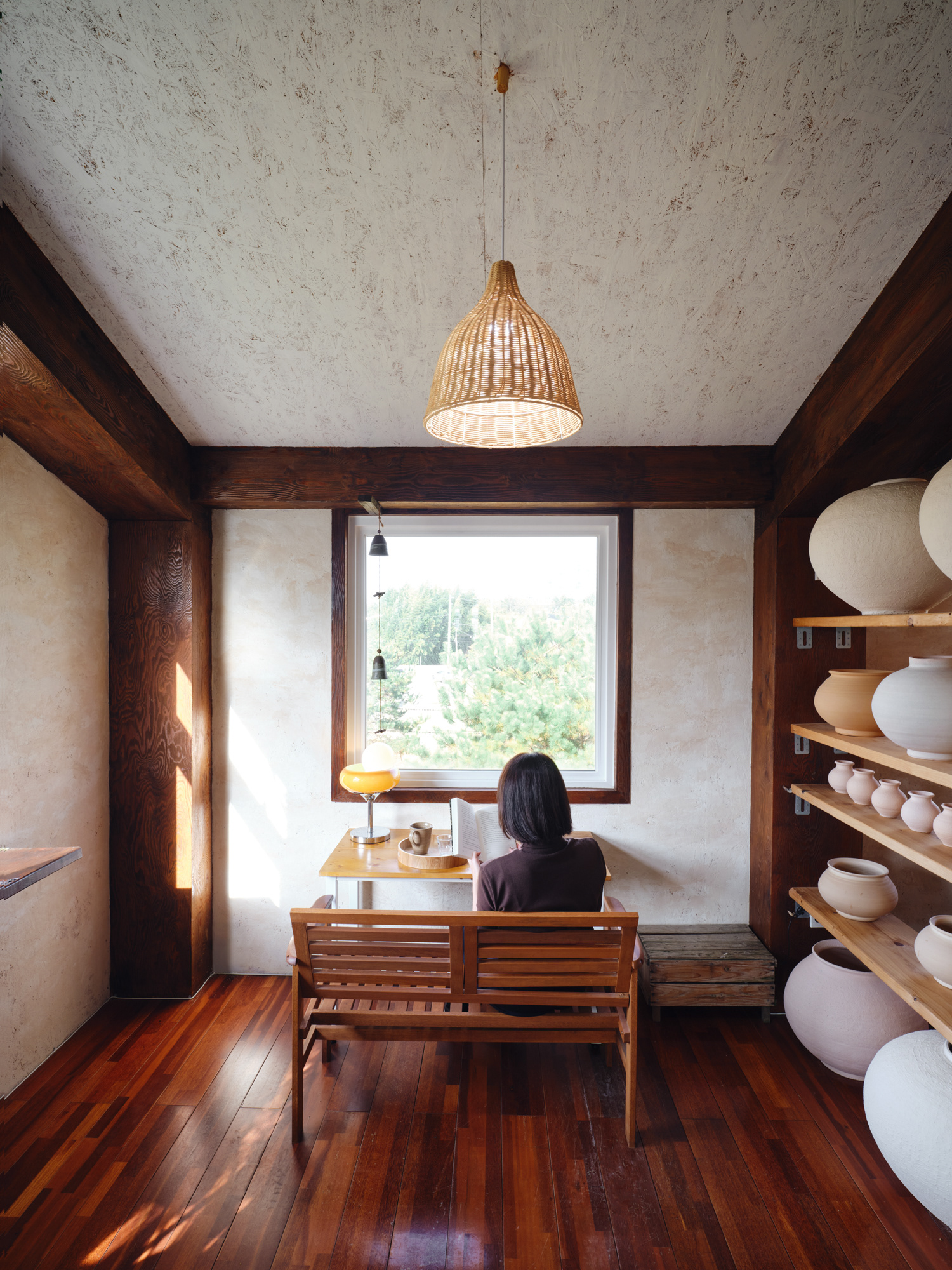 BONG DEOK LI CRAFT STUDIO