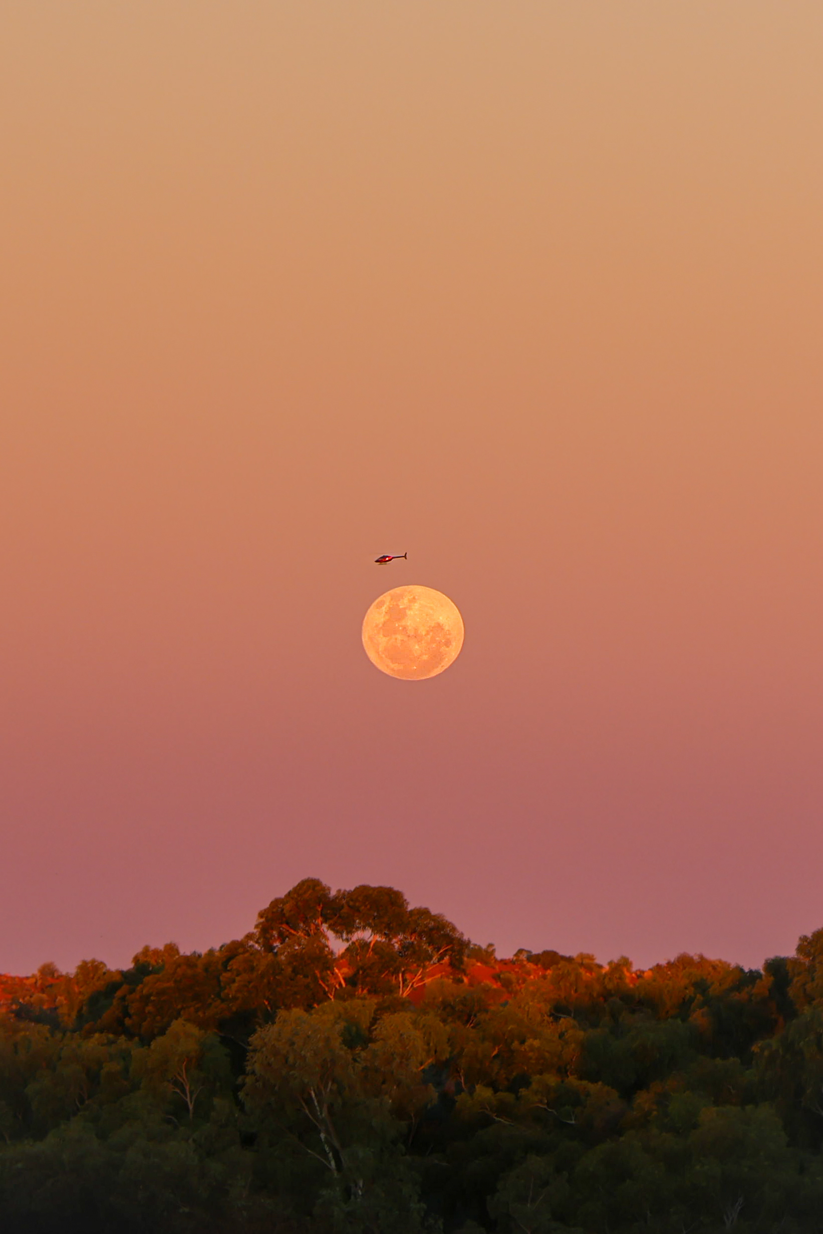 When The Sun Sets & The Moon Rises - Yulara 2025