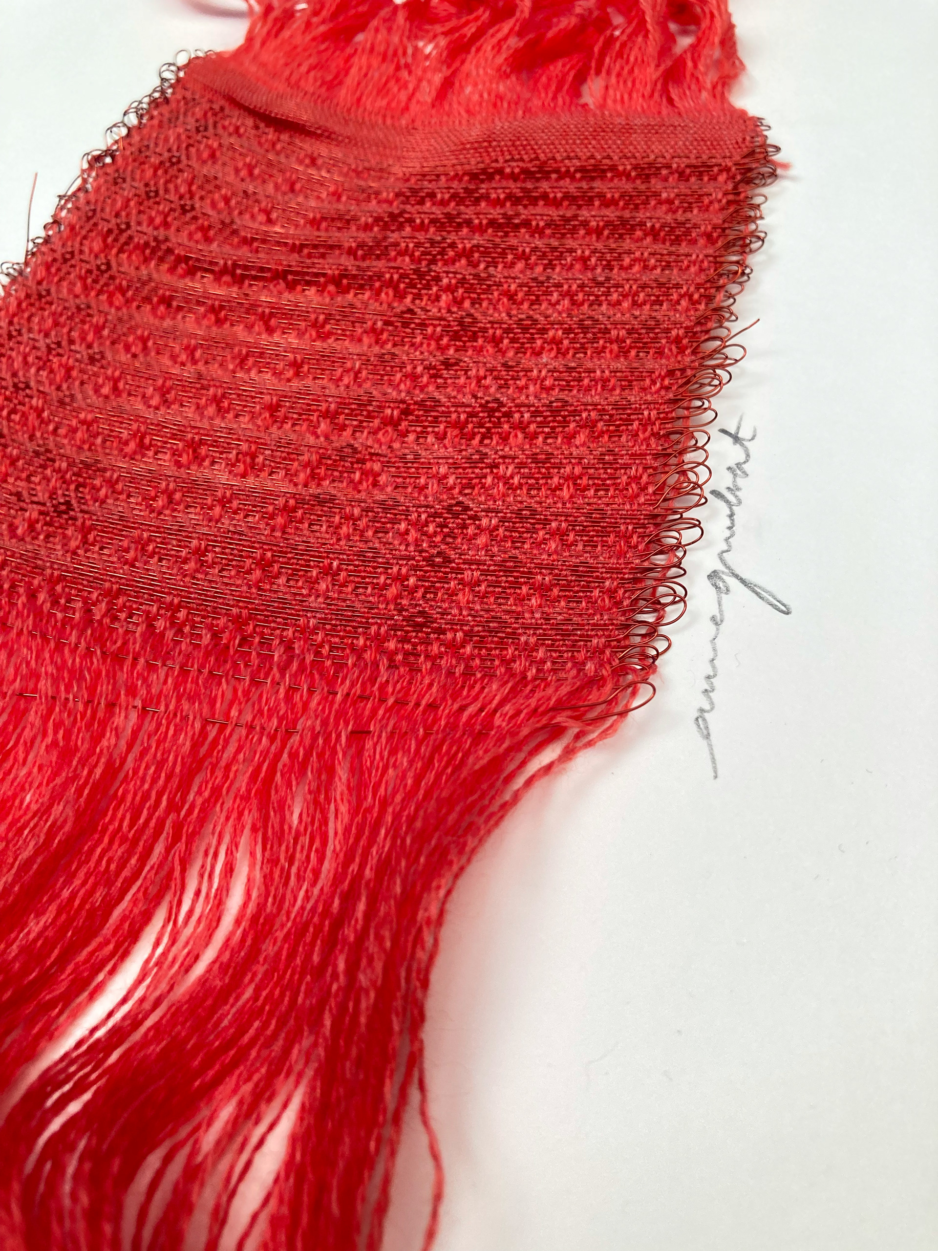 Corail rouge 29B . 50 W x 70 H x 4 D cm weaving