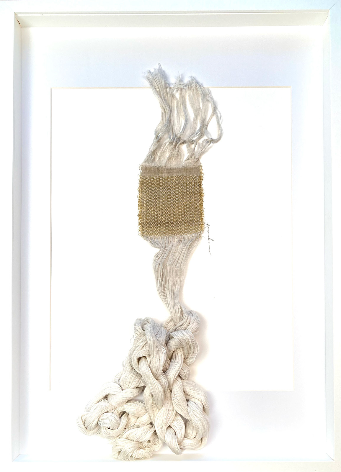 Nuage egon or enlacé9 . 50 W x 70 H x 4 D cm weaving