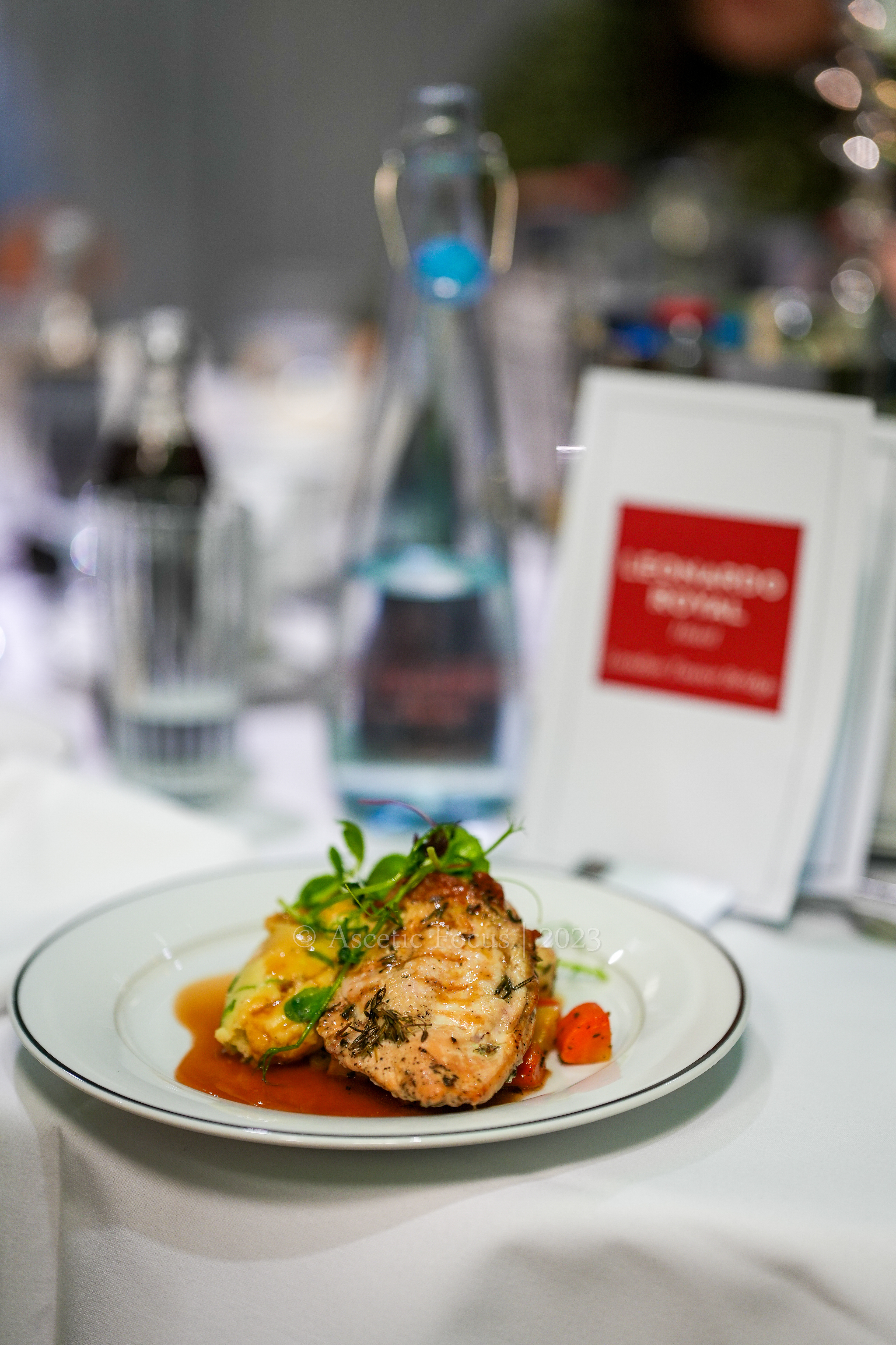 Mains are served at the SMBF Dinner