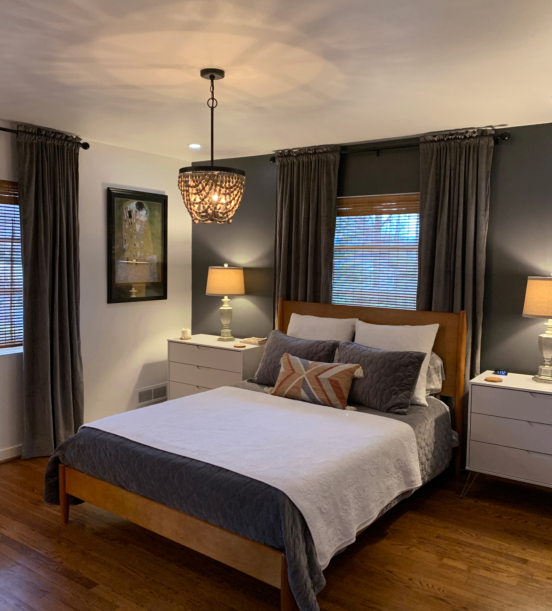 Mater Bedroom - Color Matched Accent Wall