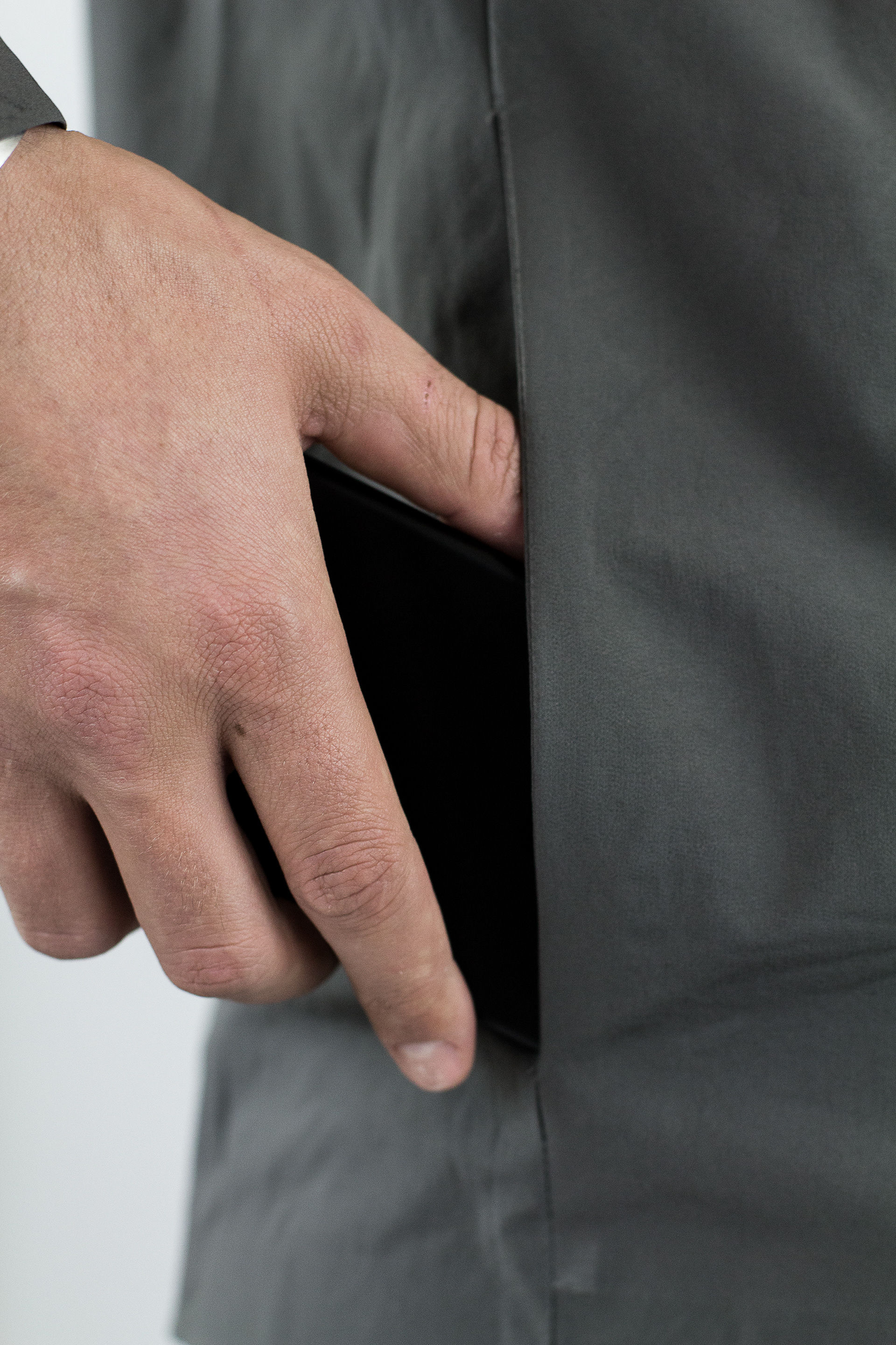 side pockets sewn in line with seams to maintain clean facade.