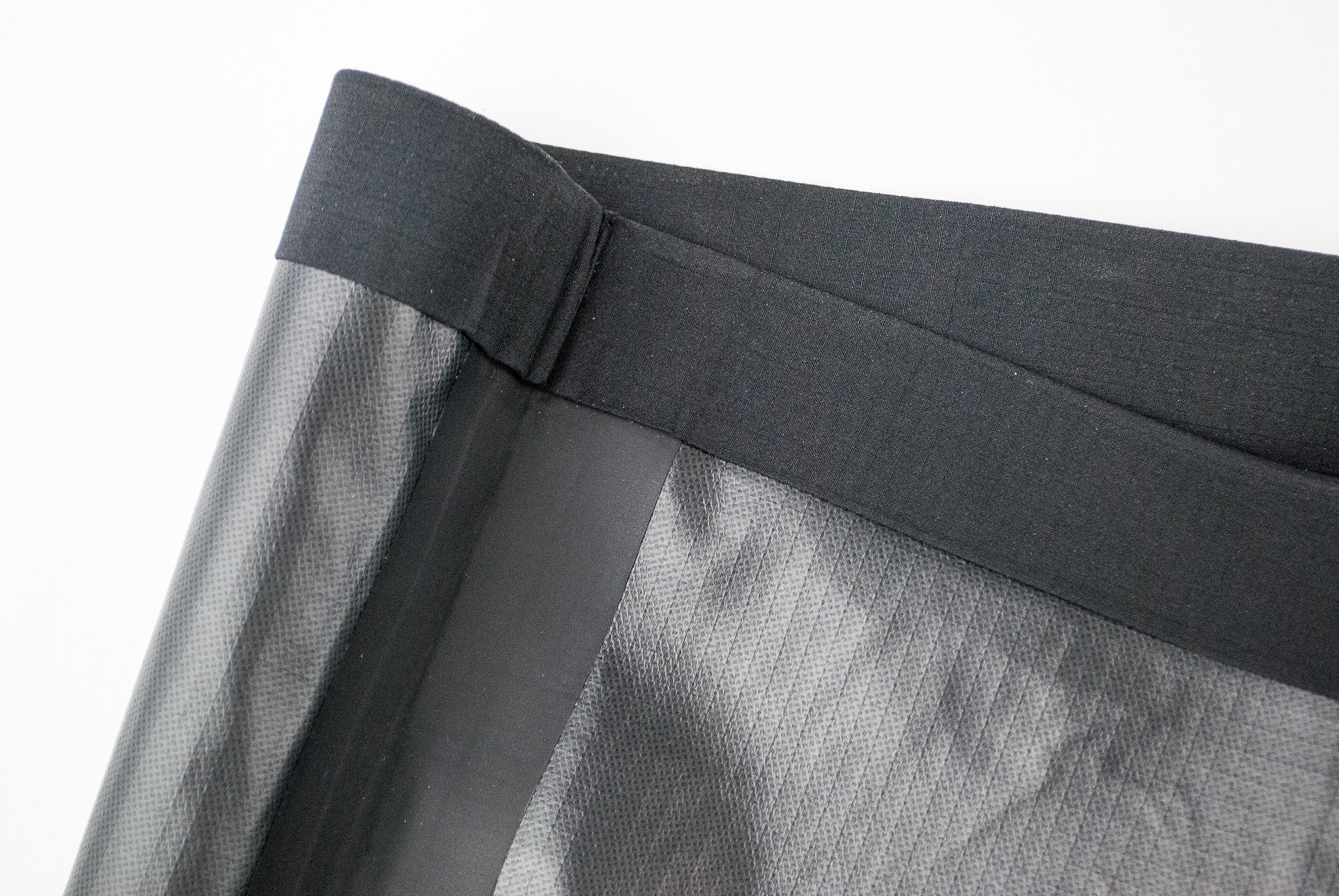 "invisible" hem was employed on the bag as well. BEMIS sealed seams allow for maximum protection from water.