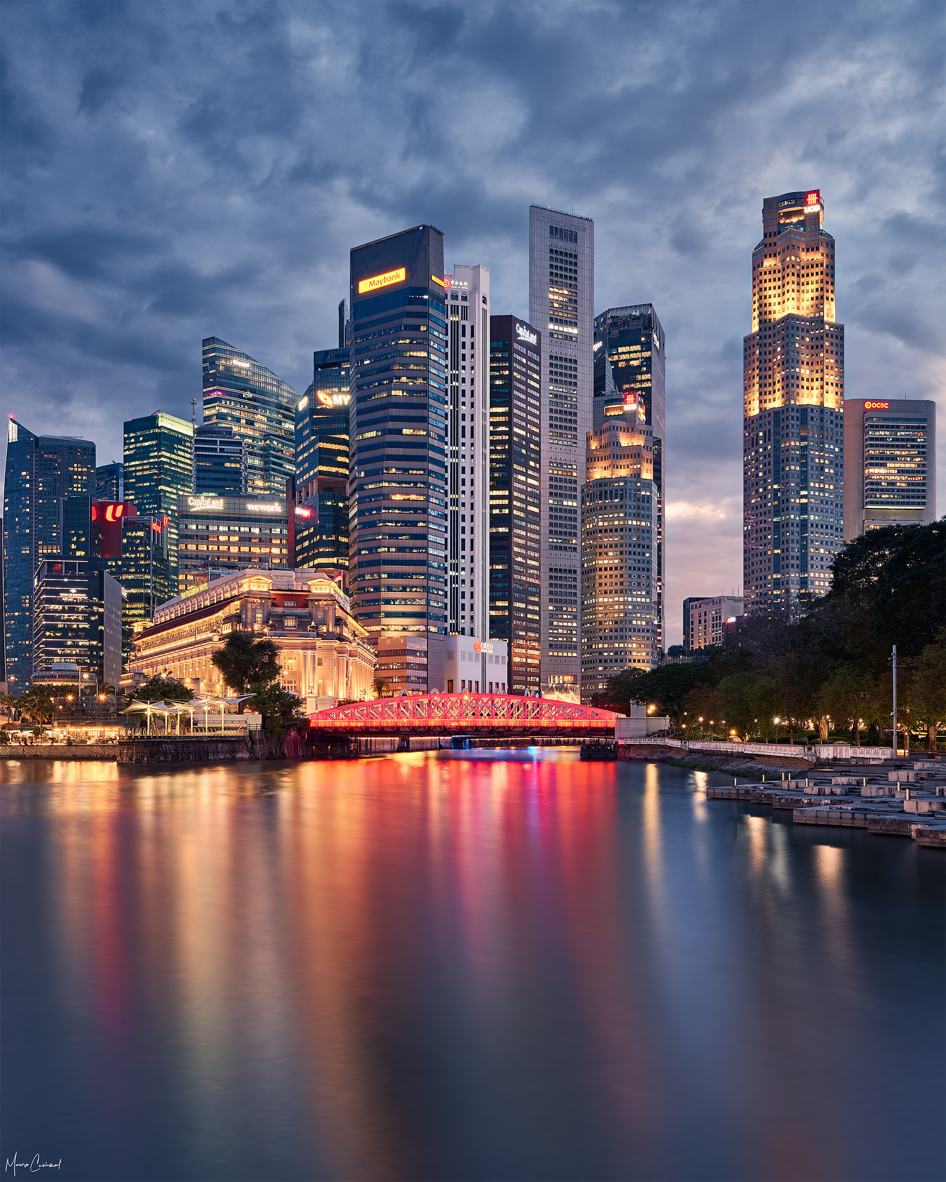 Downtown Singapore with the Anderson Bridge