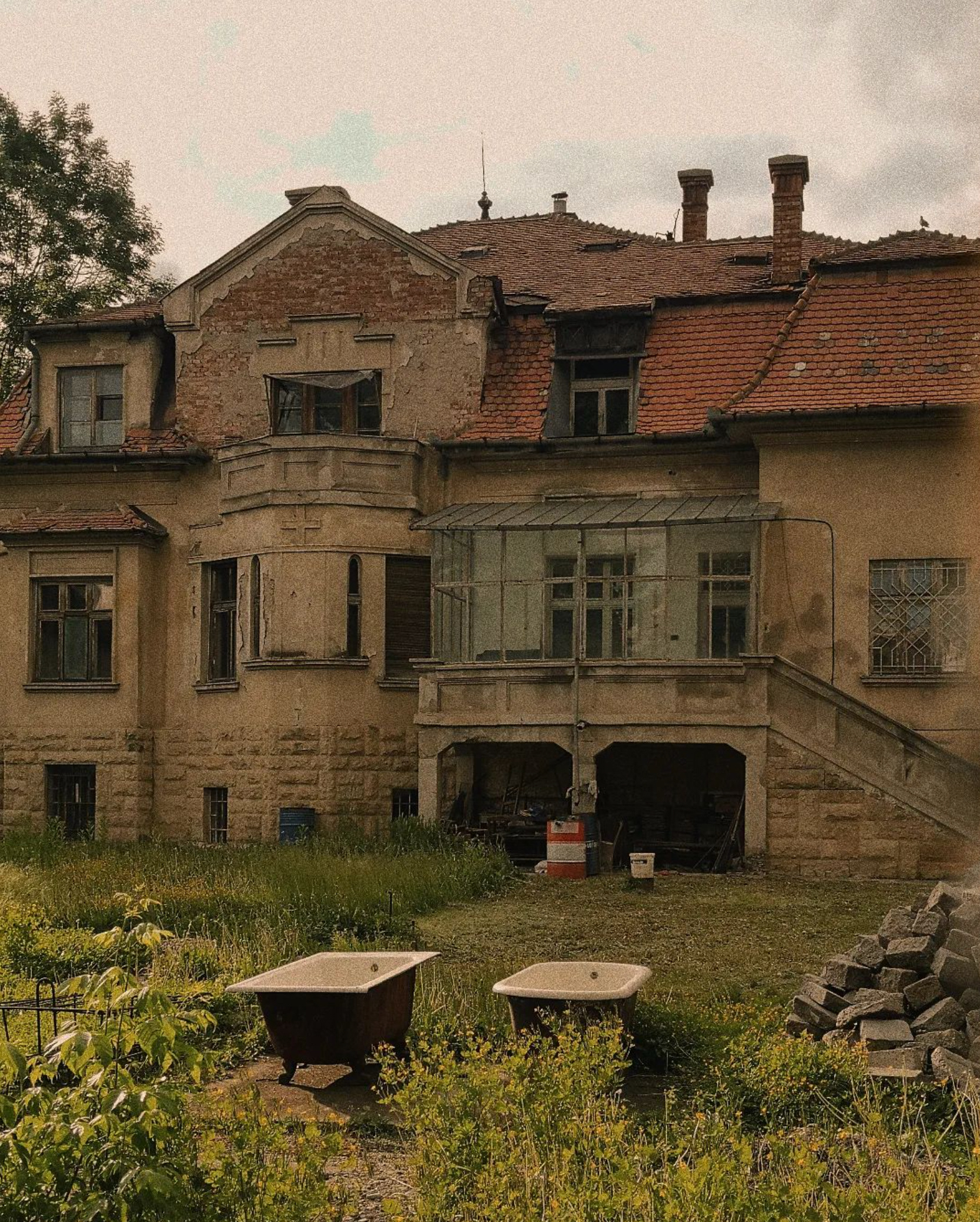 Abandoned Beauty