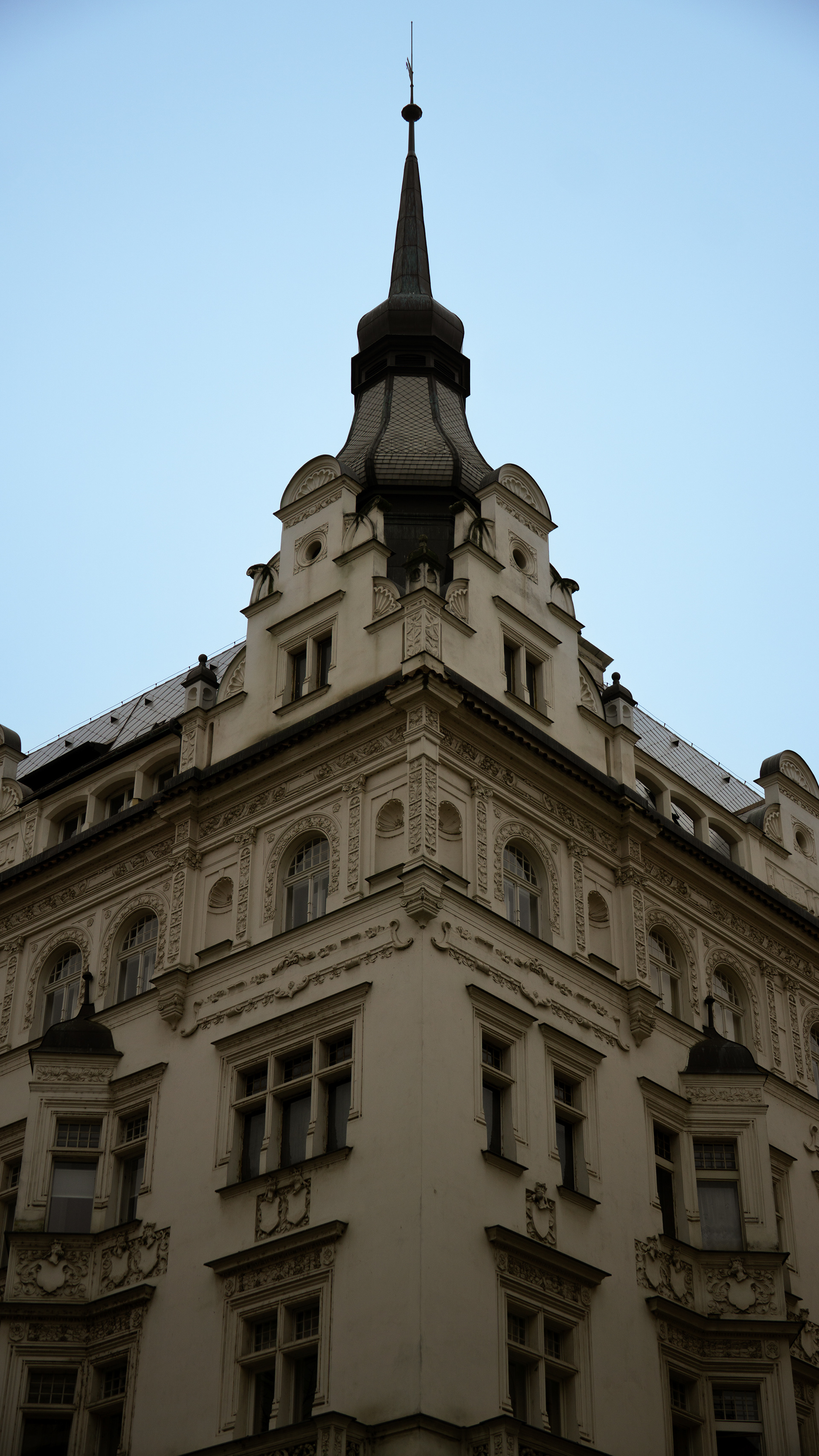 ƒ/4 • 1/200s • 34mm • ISO 100