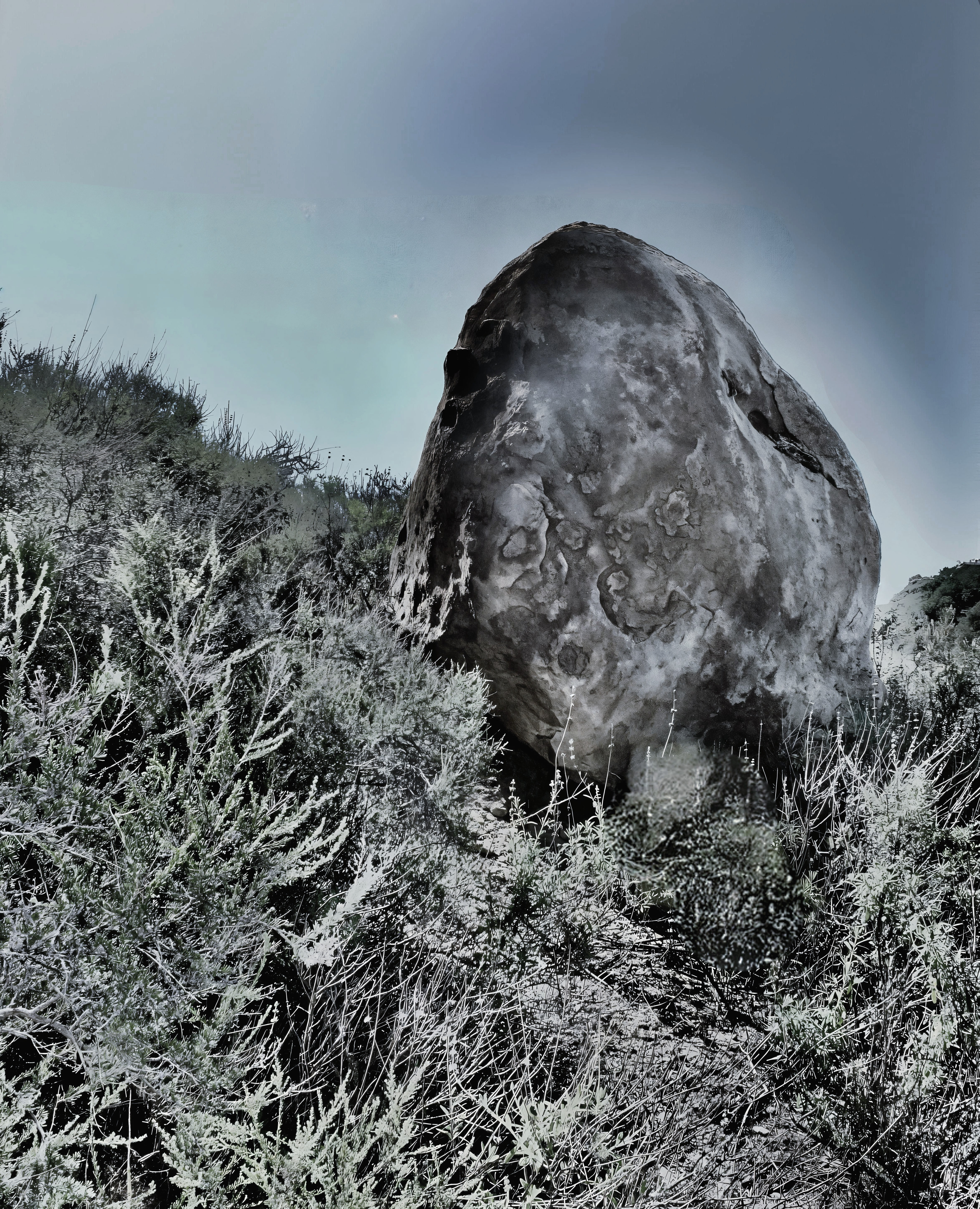 'Nestled Boulder (iv)'