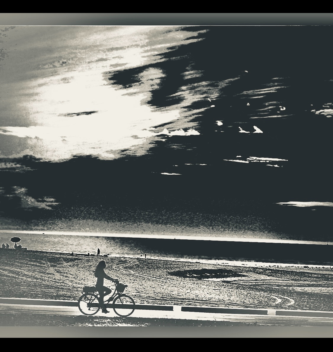 SM - Bicyclist IV (d4n)