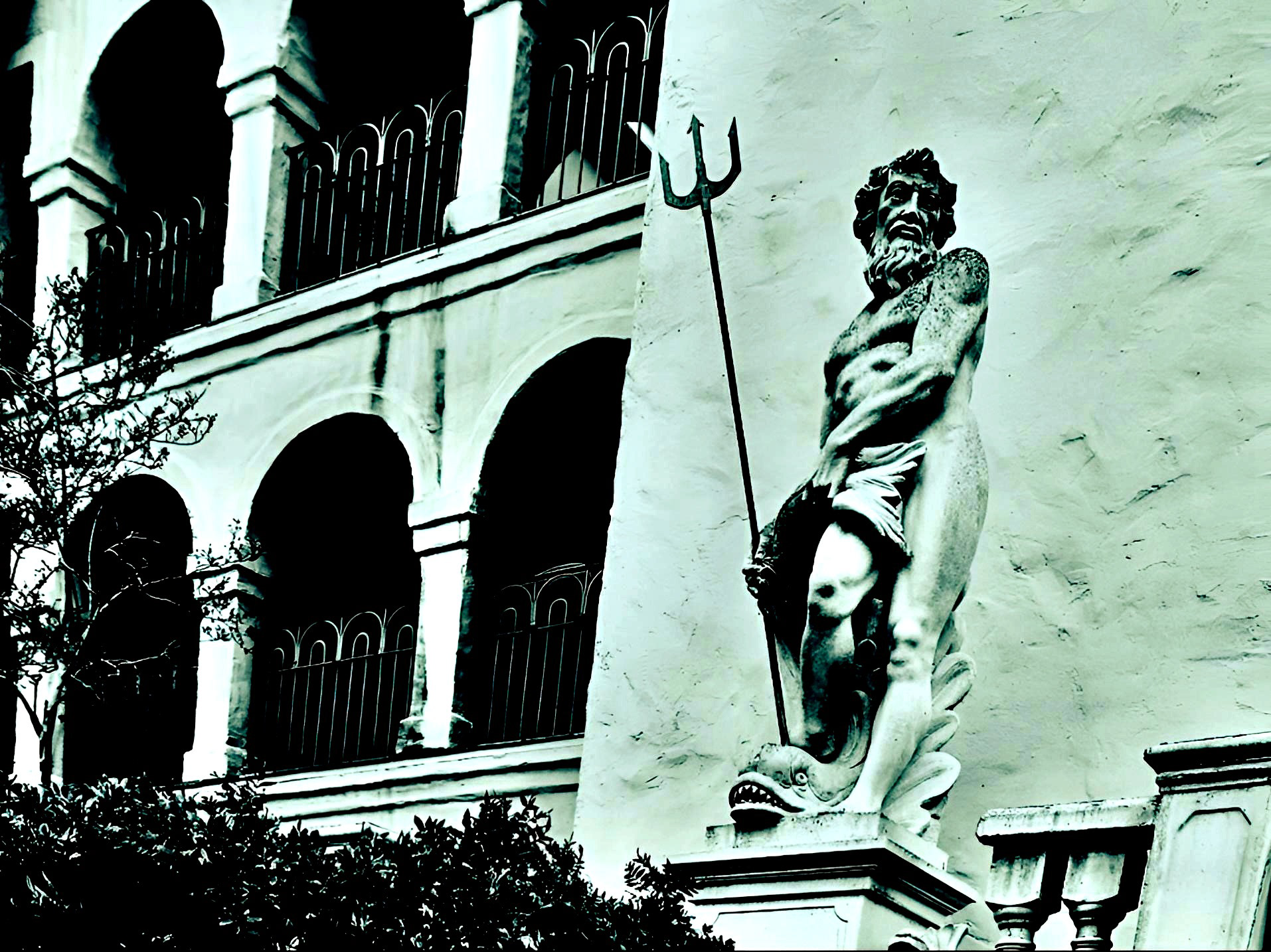 Villa (vi)
